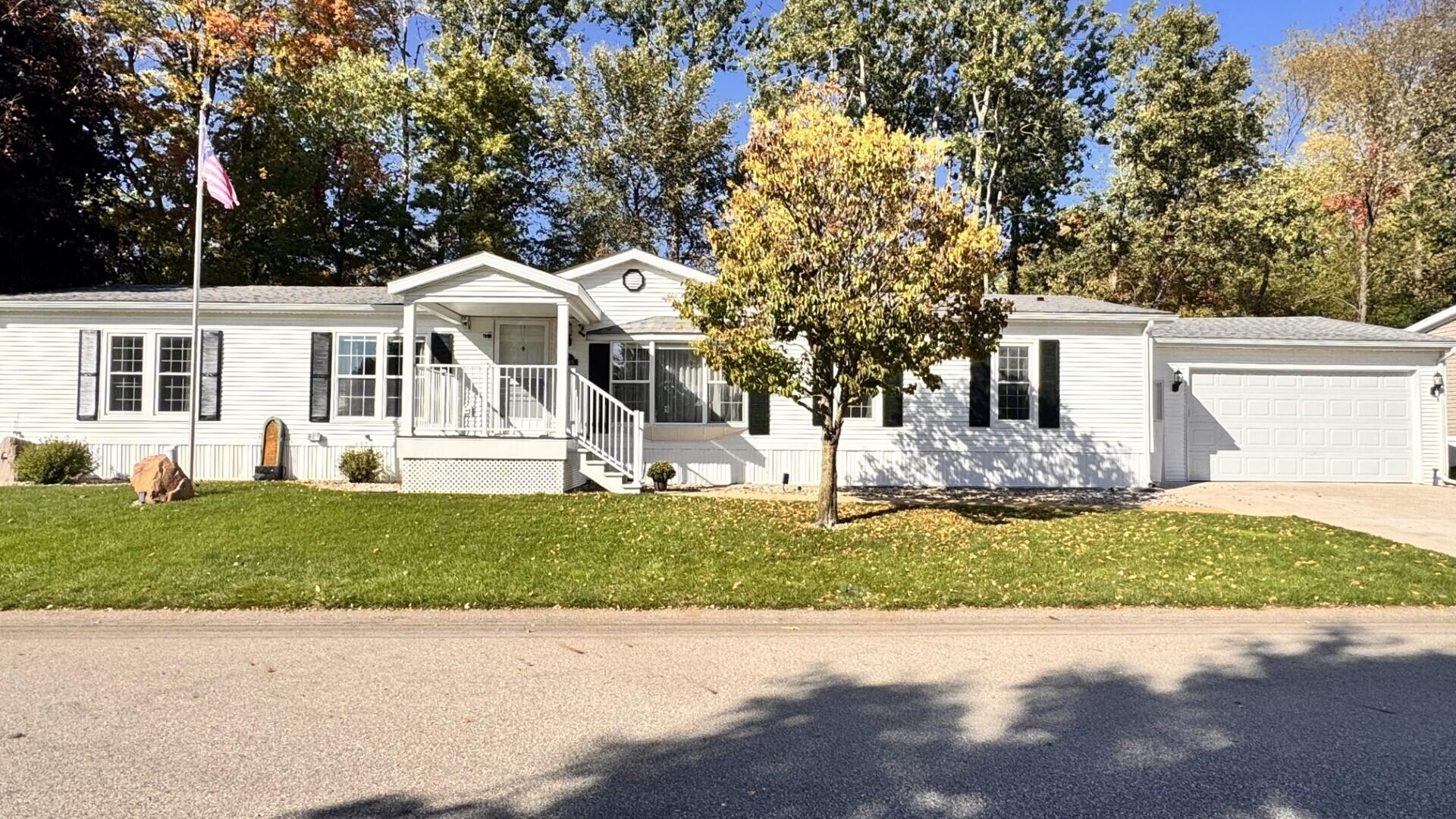 3485 Cloverfield Drive Property Photo 1