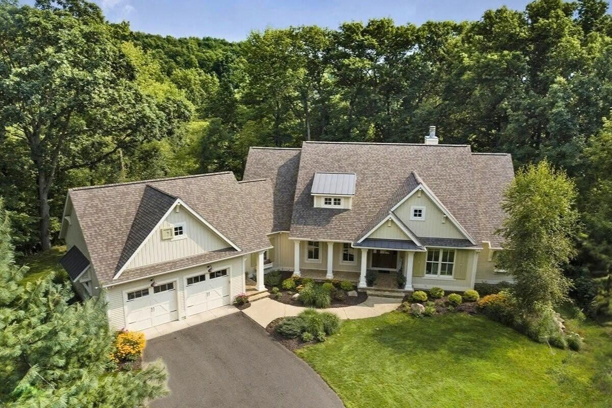 4960 Shiloh Drive Ne Property Photo 1