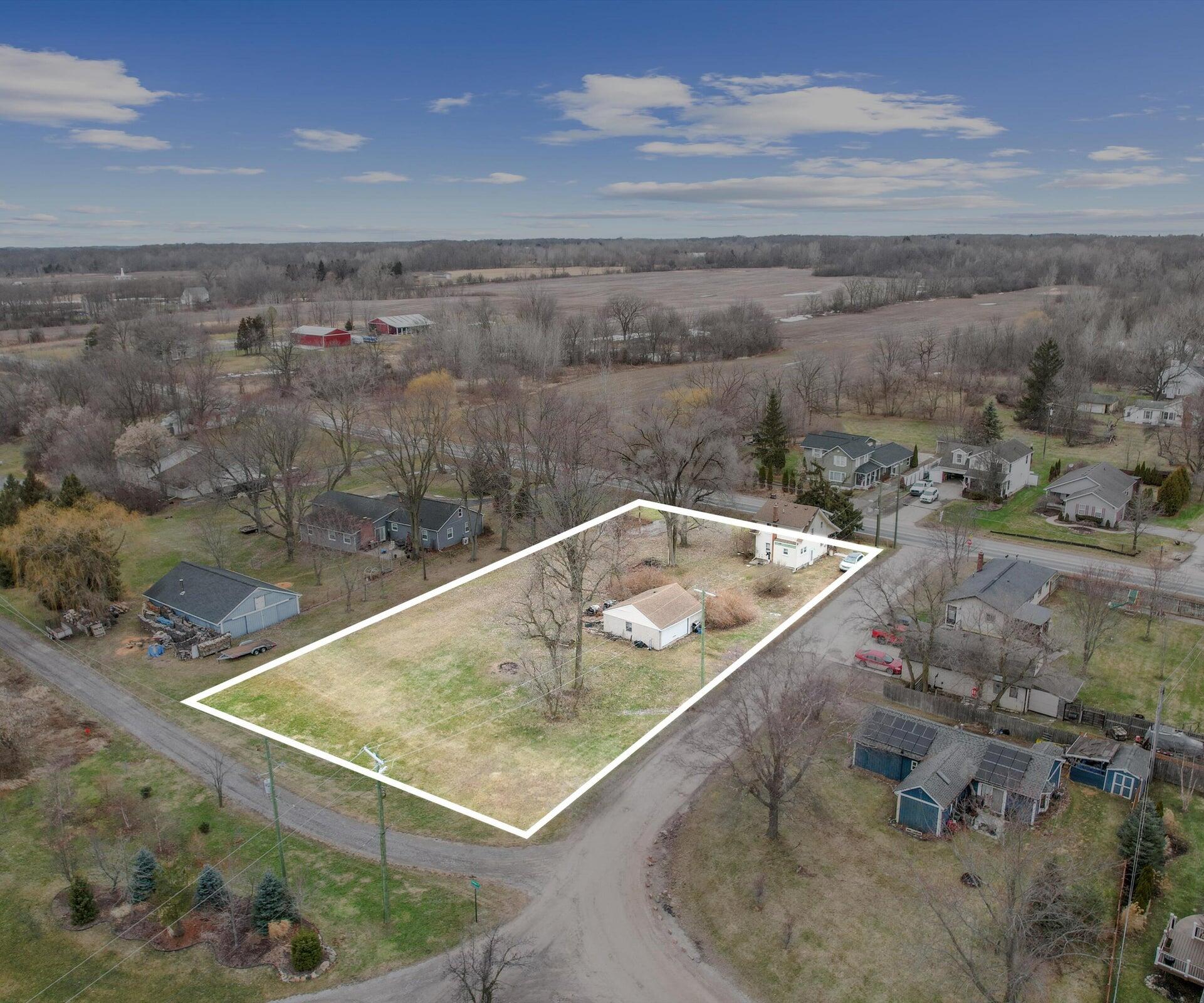 9296 Six Mile Road Property Photo 1