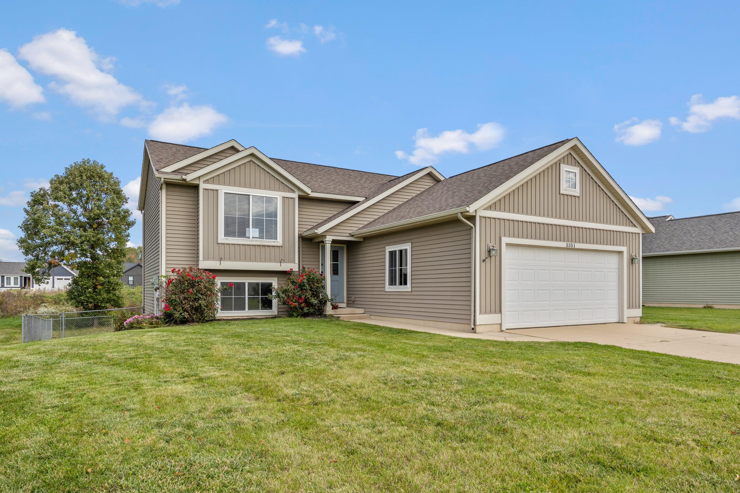 5351 Windfield Drive Property Photo 1