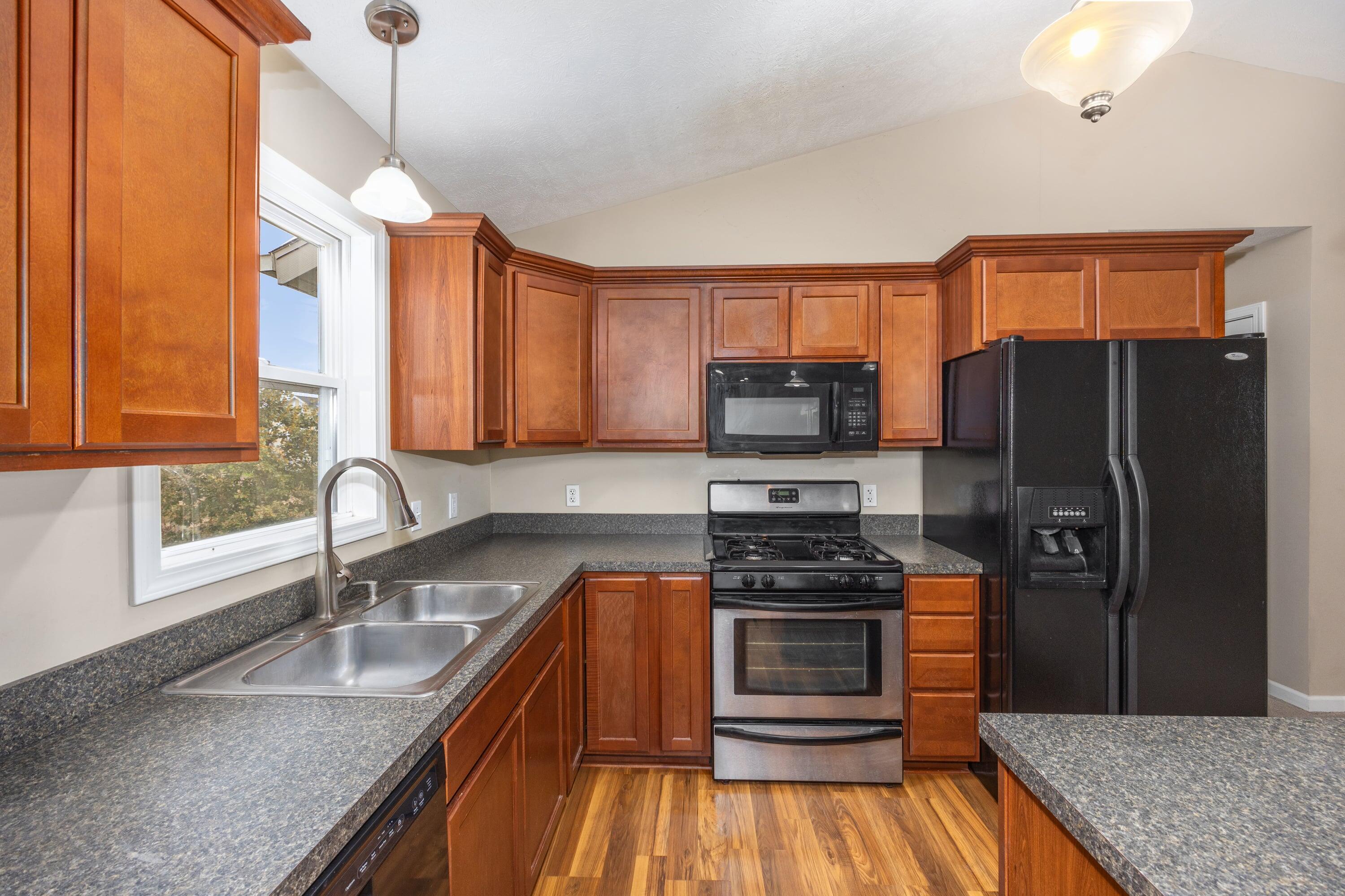 5351 Windfield Drive Property Photo 9
