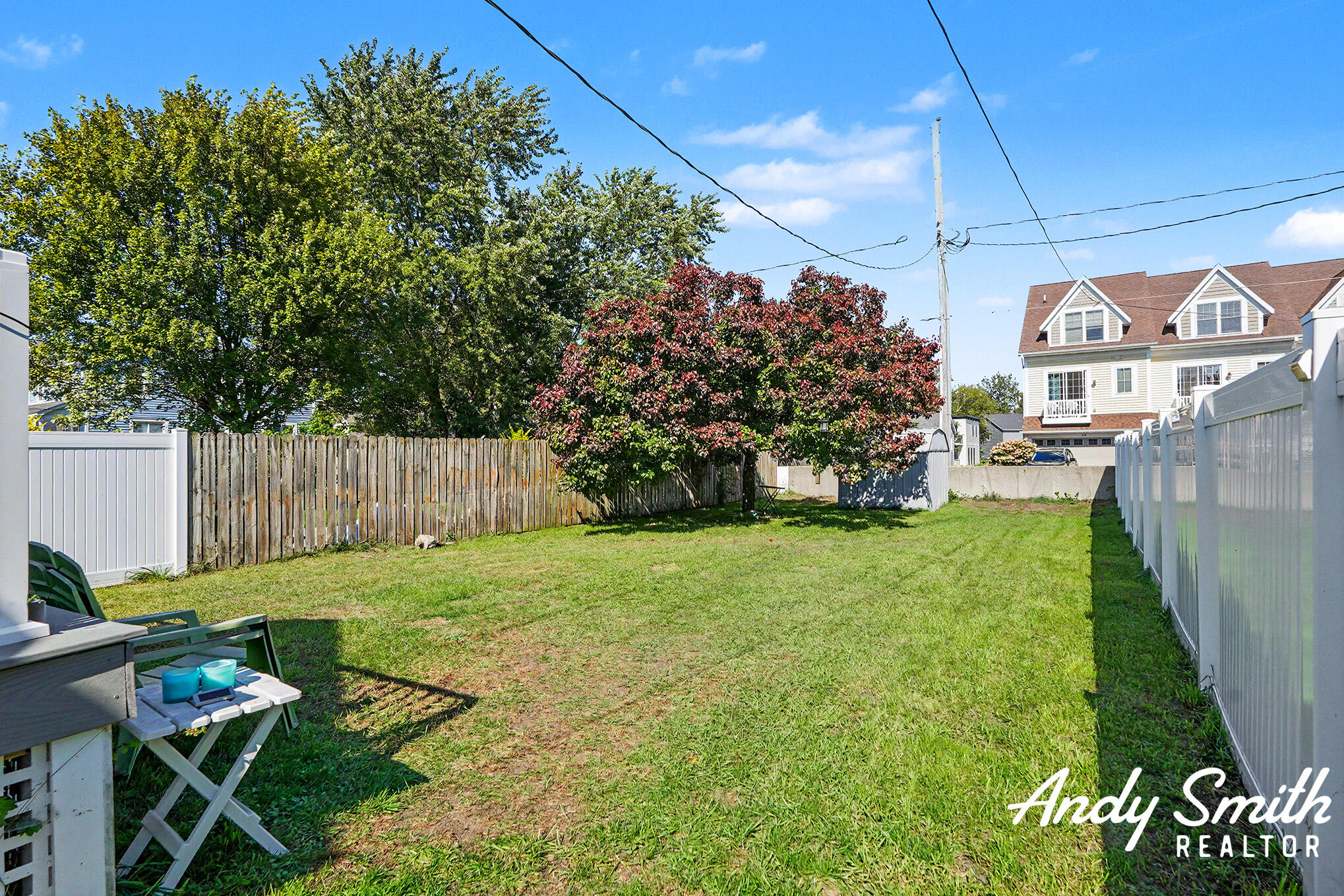 313 Elliott Avenue Property Photo 23