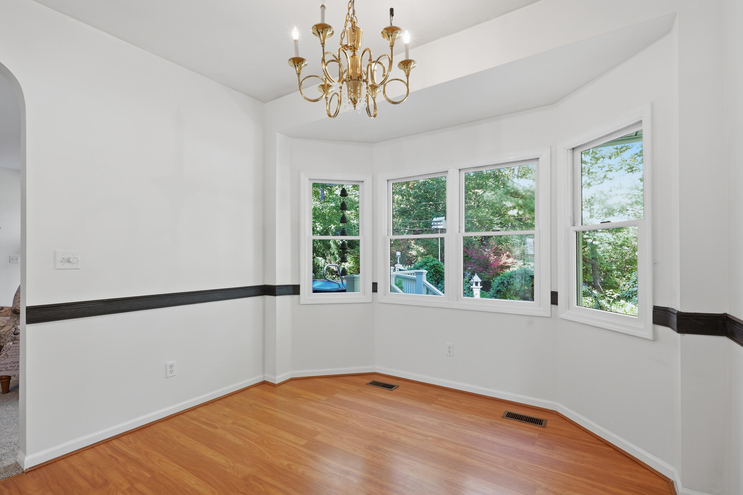 4125 Ruby Street Property Photo 9