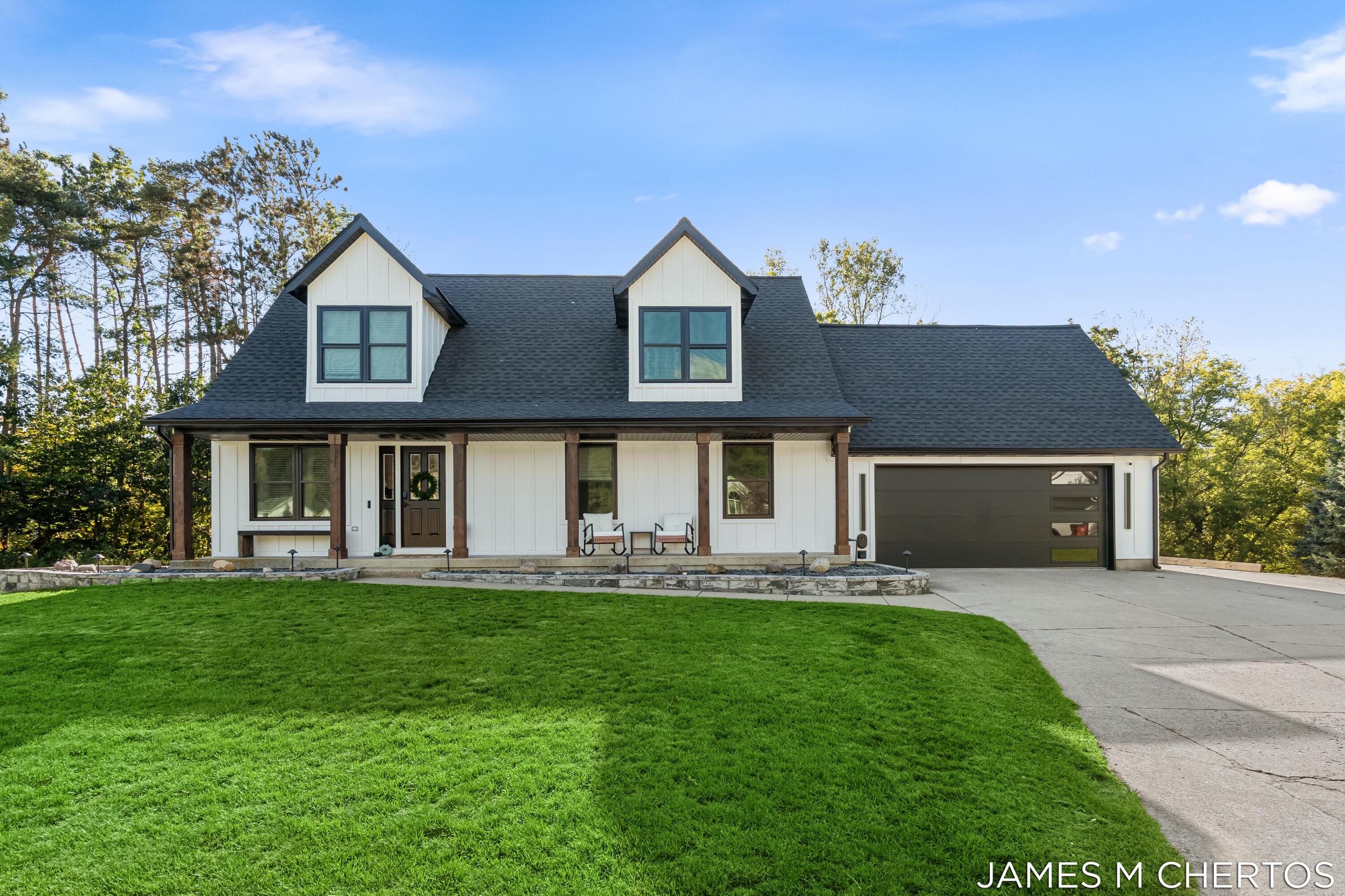 1250 Scott Creek Drive Ne Property Photo 1