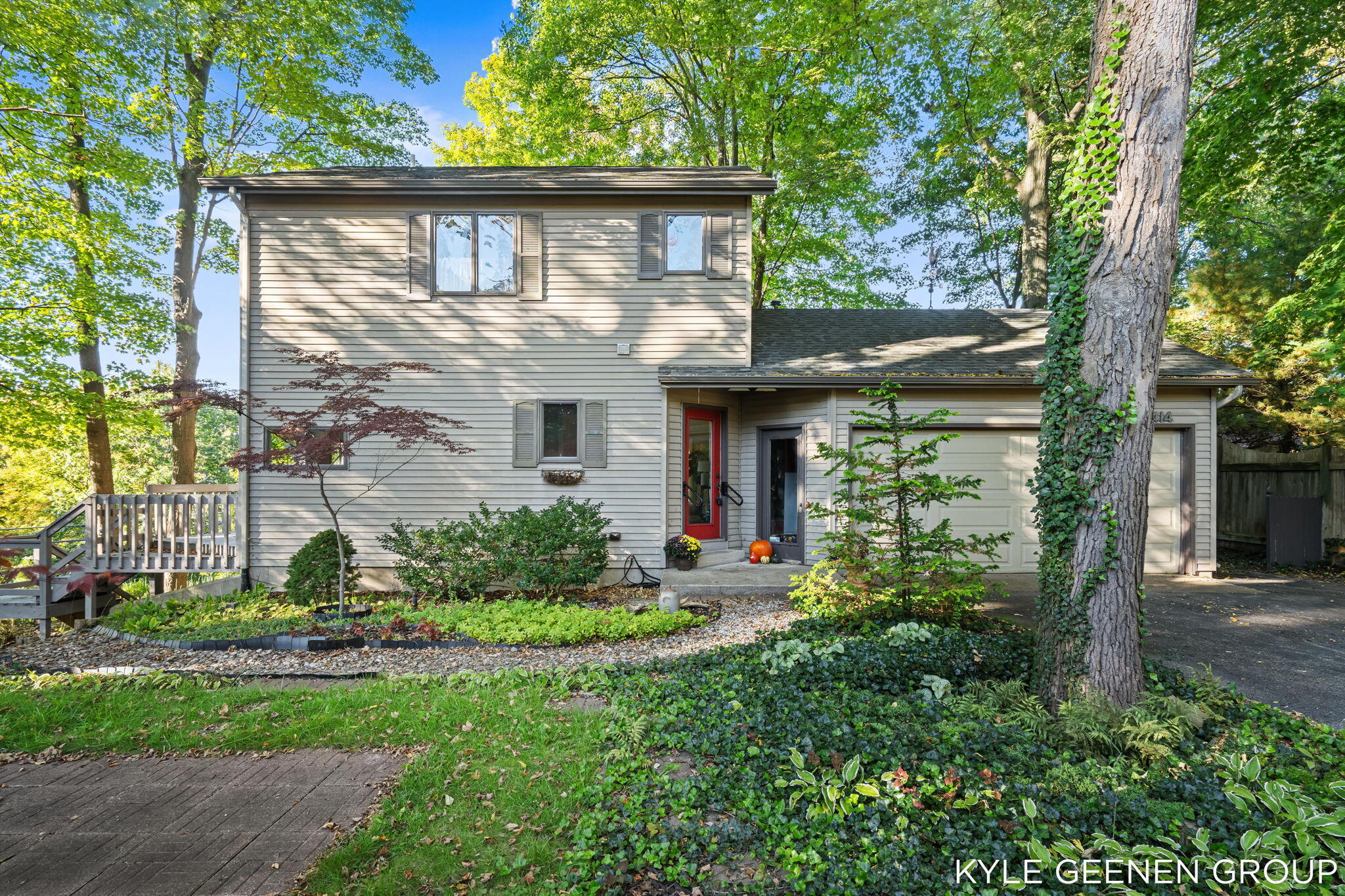 414 Spear Street Property Photo 1