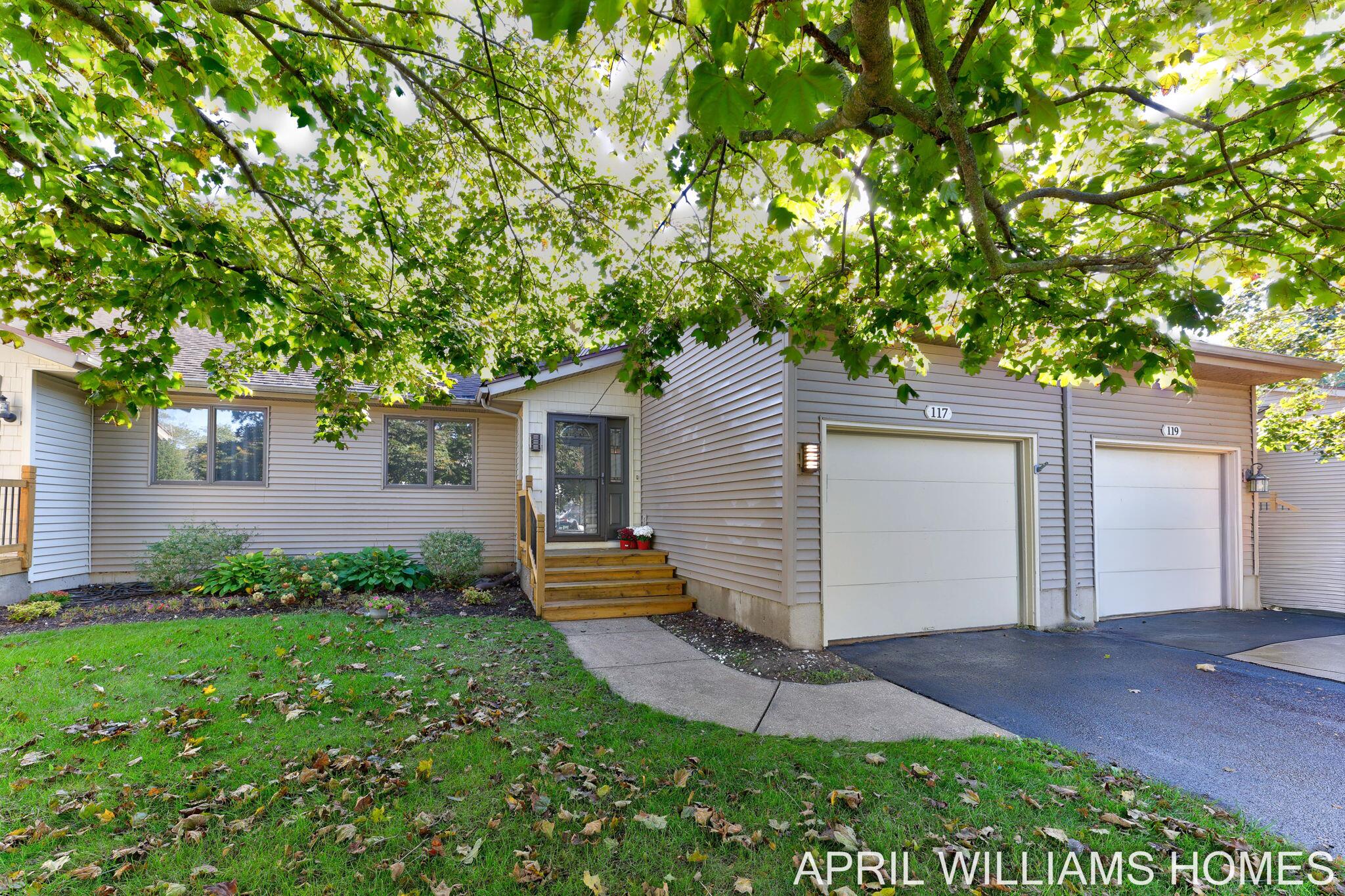117 Shoreline Road Property Photo 1