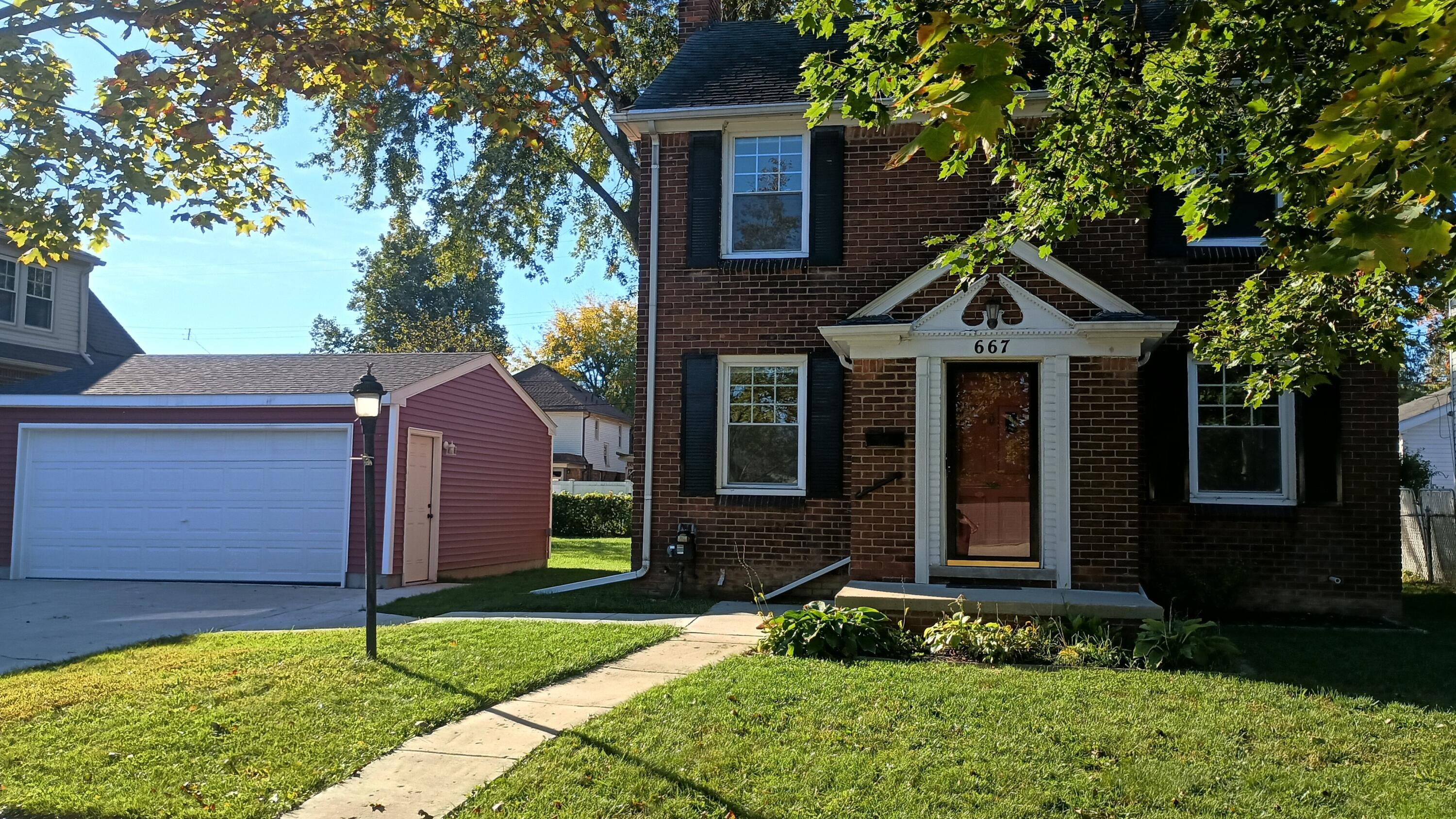 667 North Drive Property Photo 1