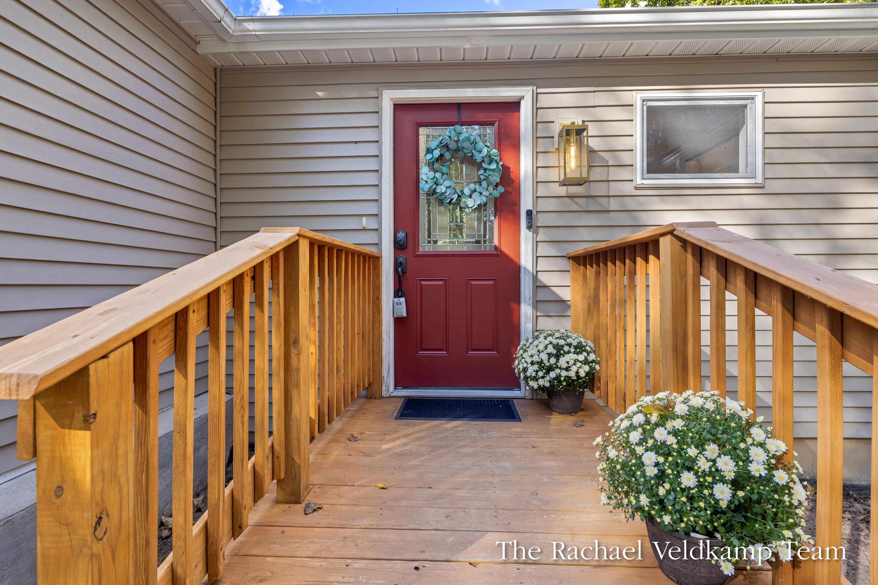 6738 Ramsdell Drive Ne Property Photo 1