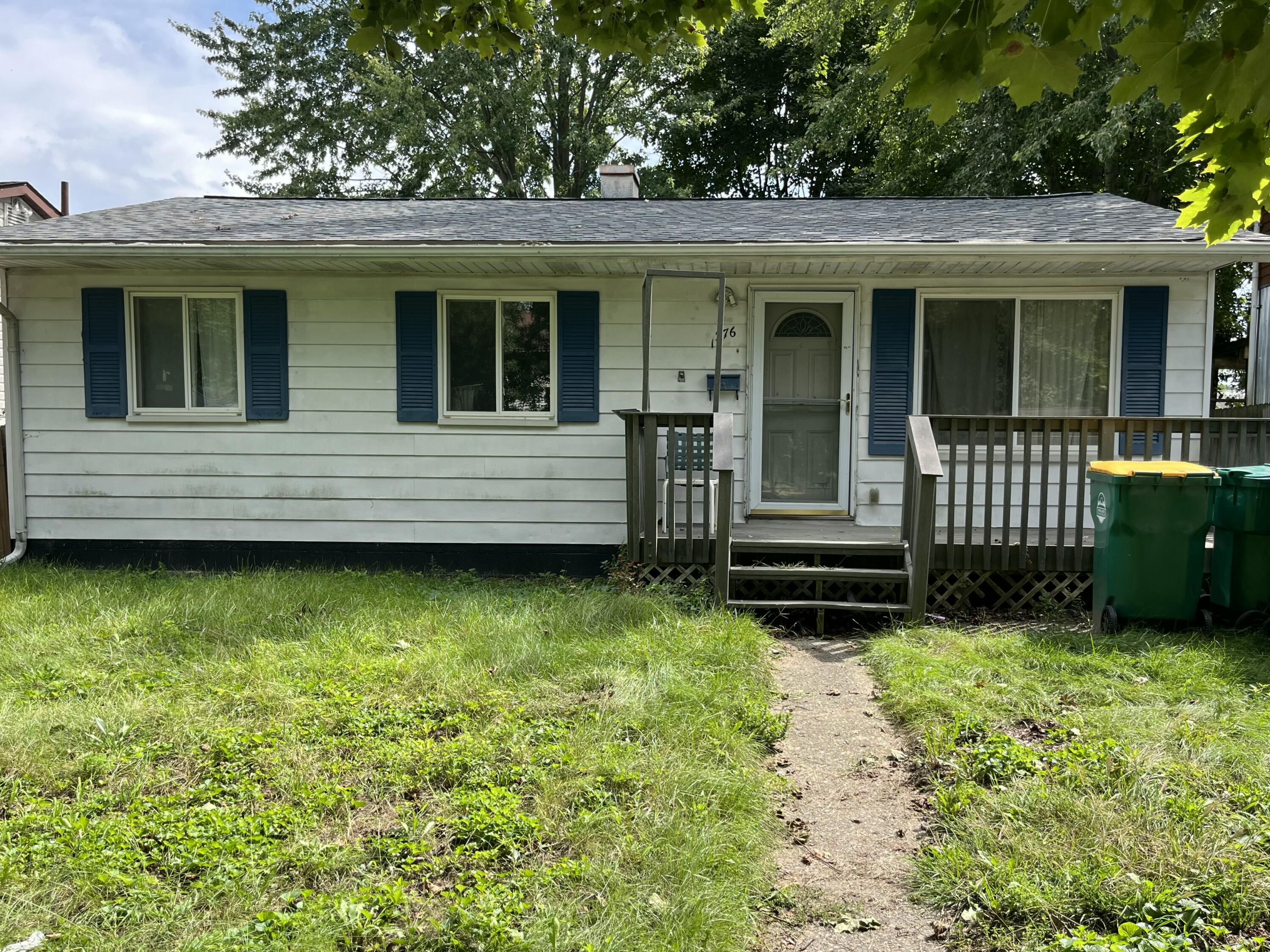 1276 Rambling Road Property Photo 1