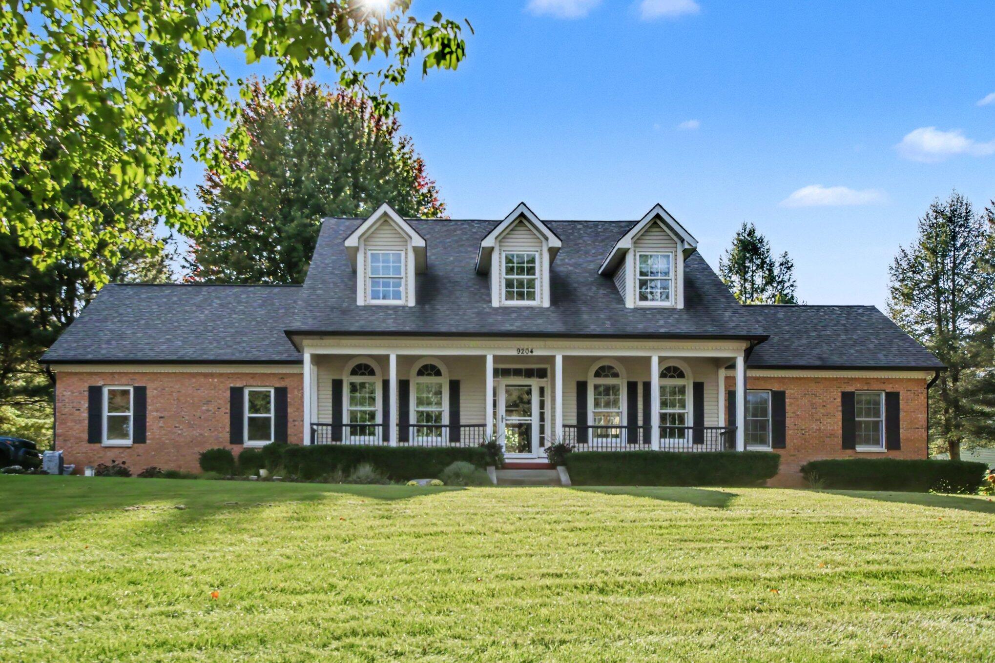 9204 Weathervane Trail Property Photo 1