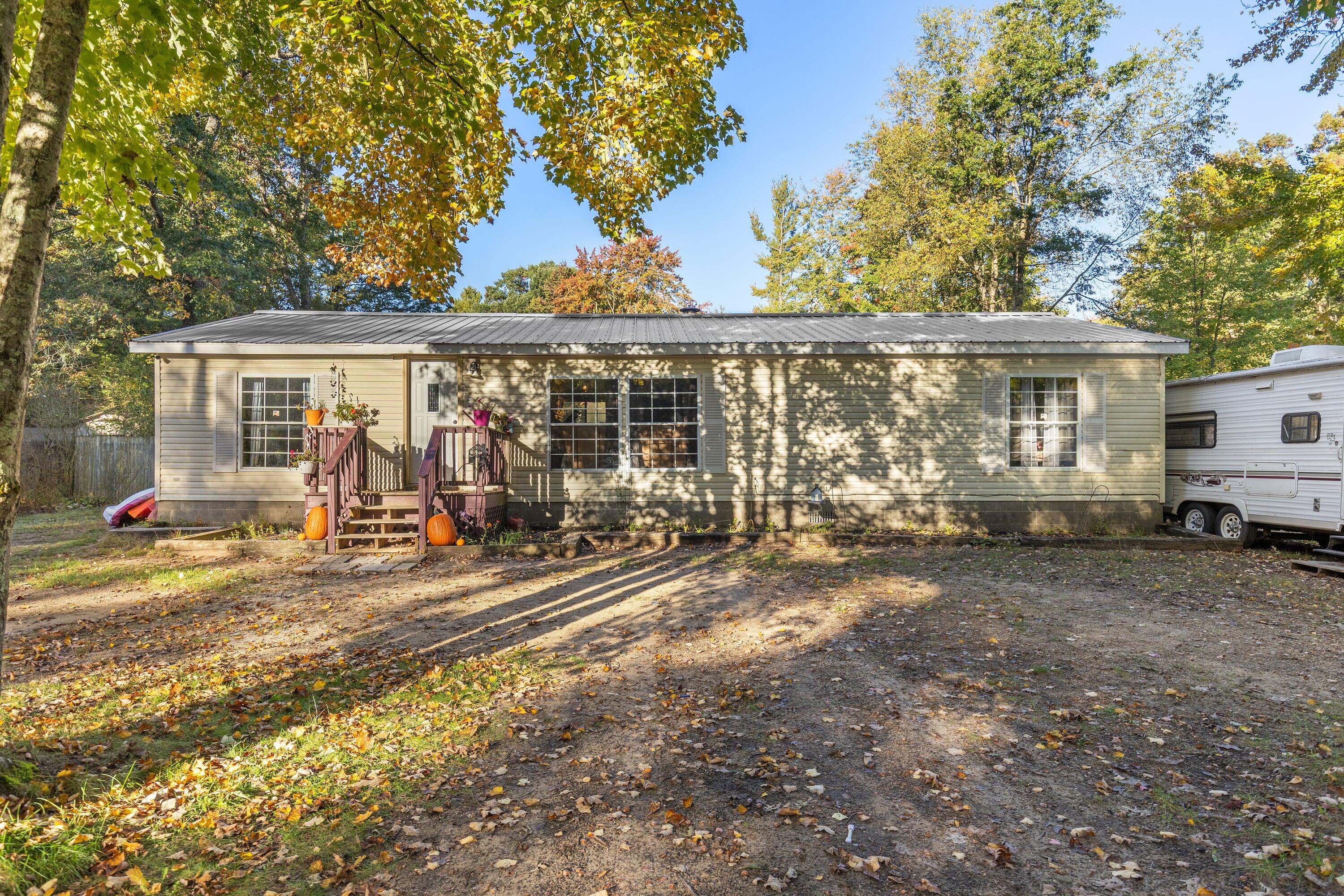 1125 S Ransom Road Property Photo 1