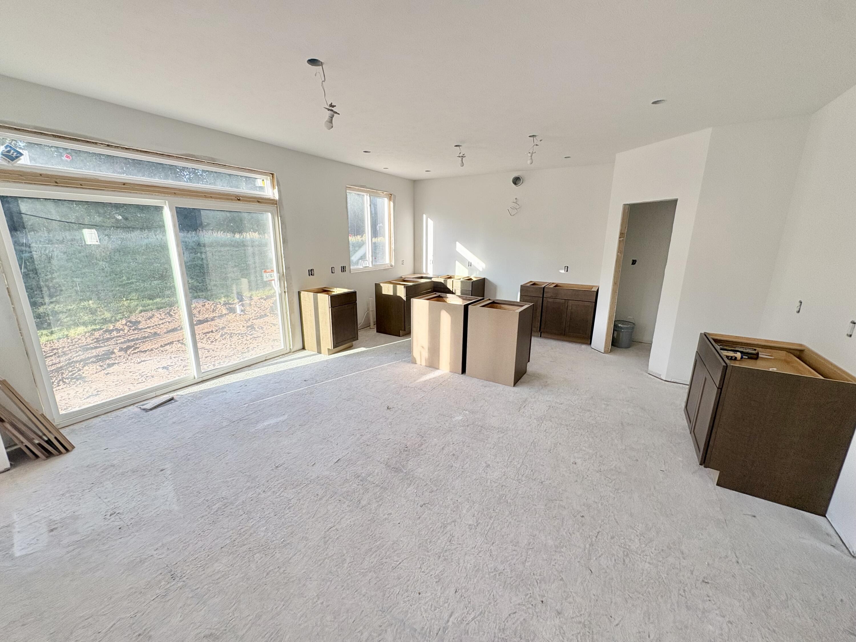 8308 Kettle Oak Drive Se Property Photo 4