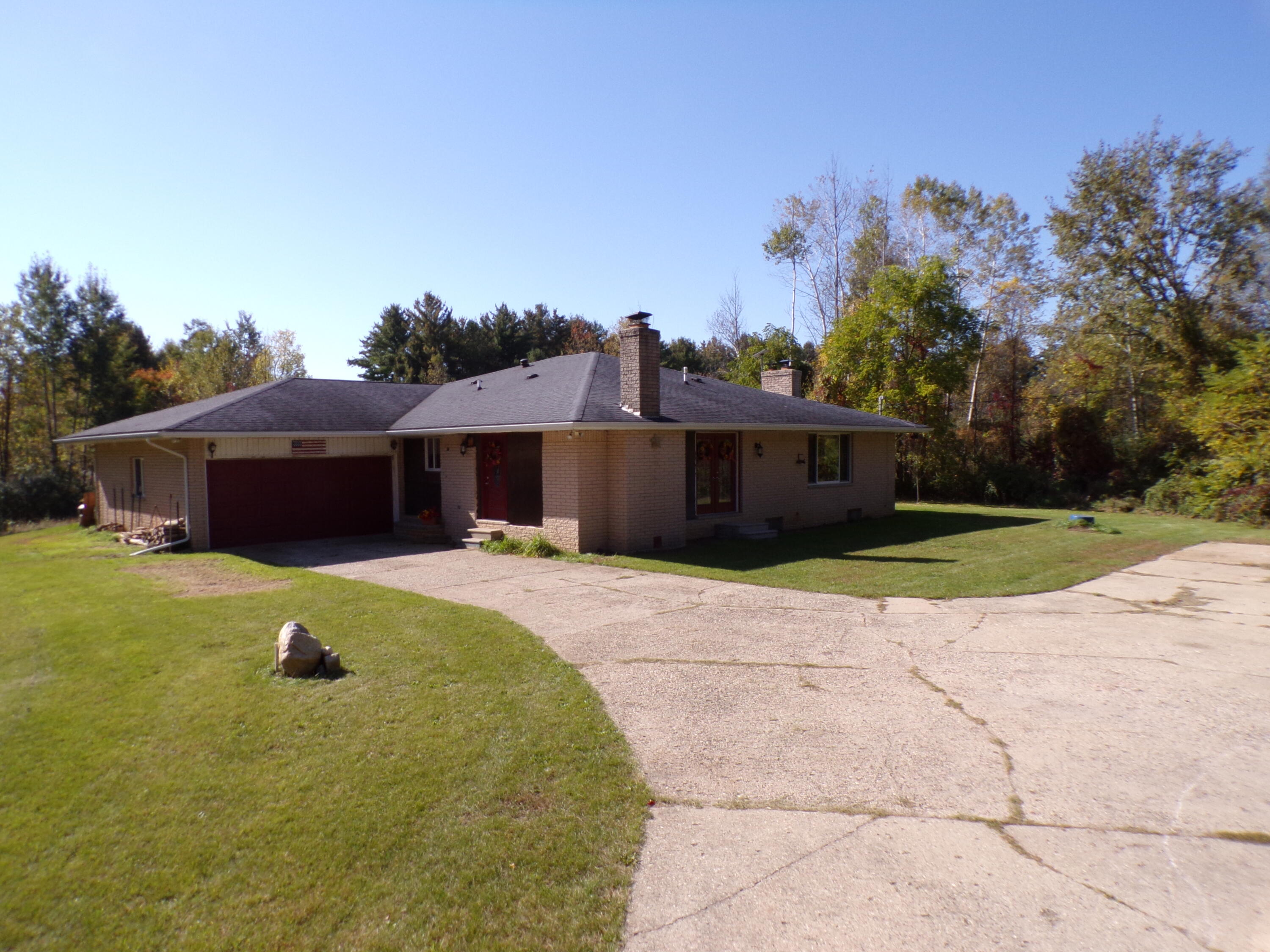 3912 English Road Property Photo 1