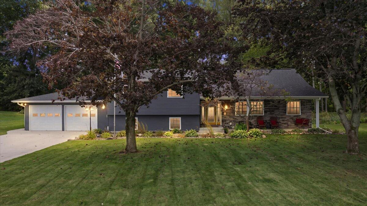 6388 Sycamore Bluff Property Photo 1