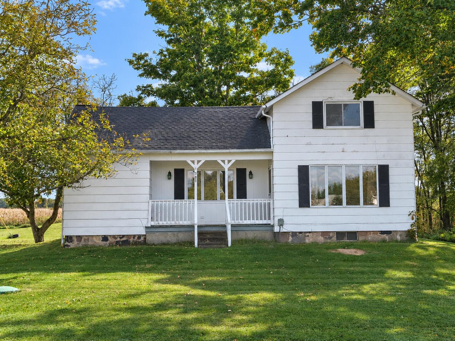 1385 W Nye Highway Property Photo 1