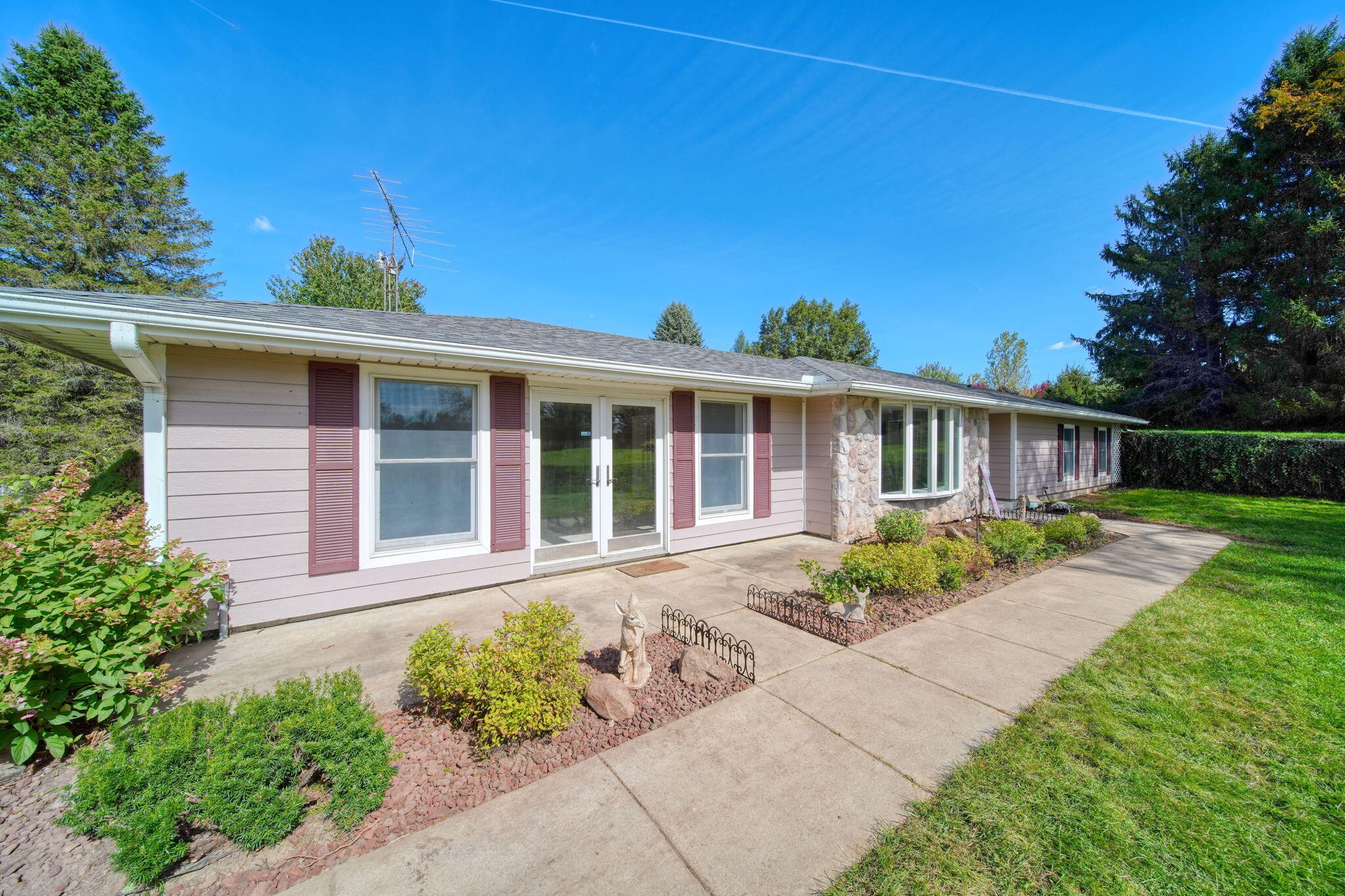 11033 Bellman Road Property Photo 1