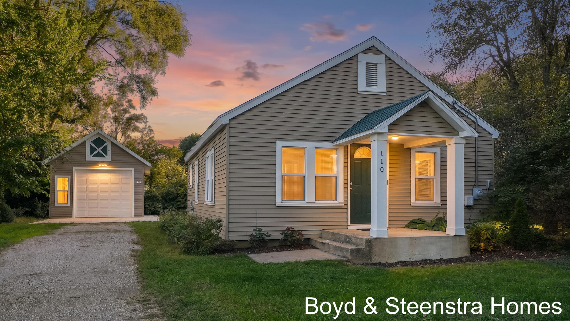 110 Peony Street Sw Property Photo 1