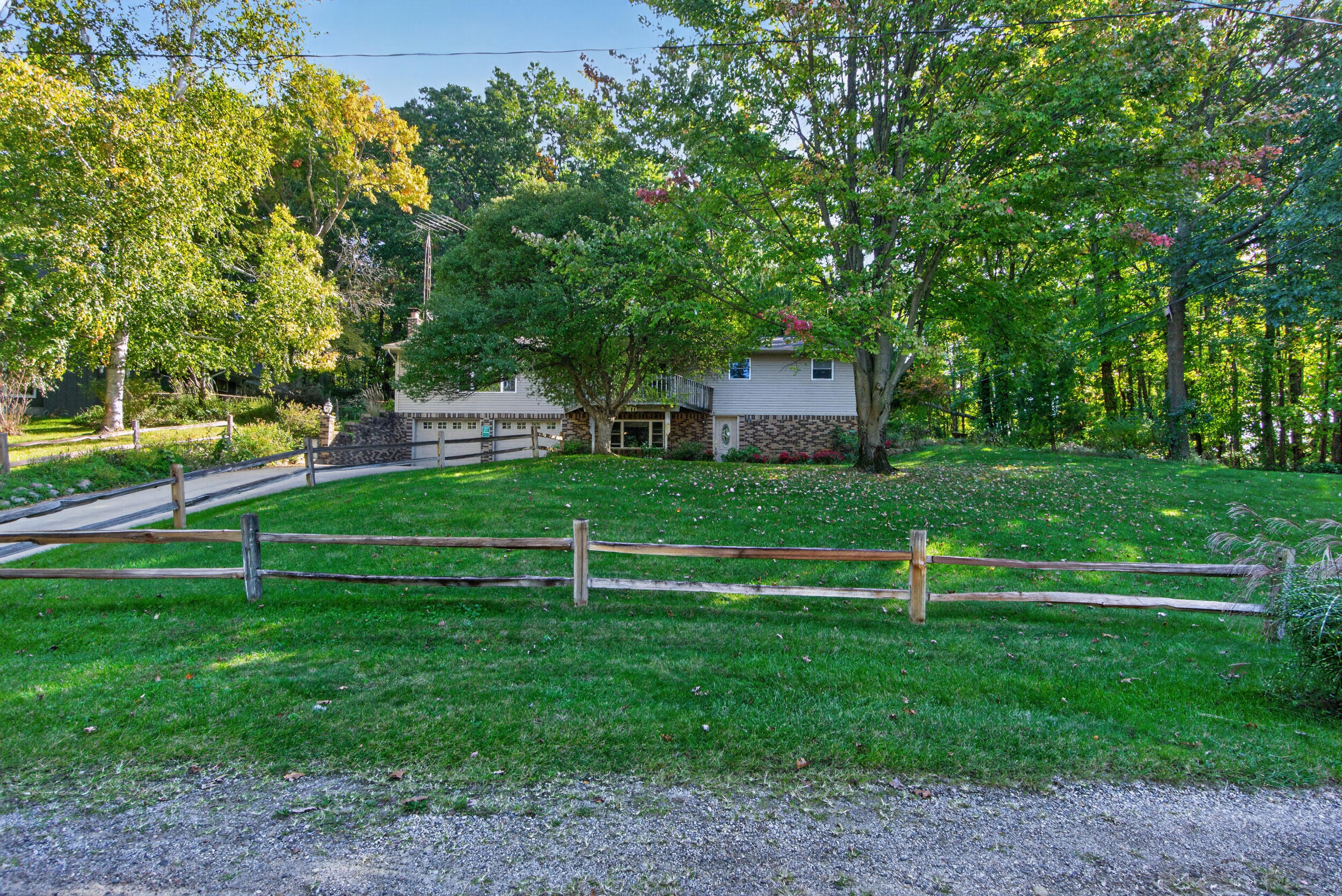 105 Southwood Drive