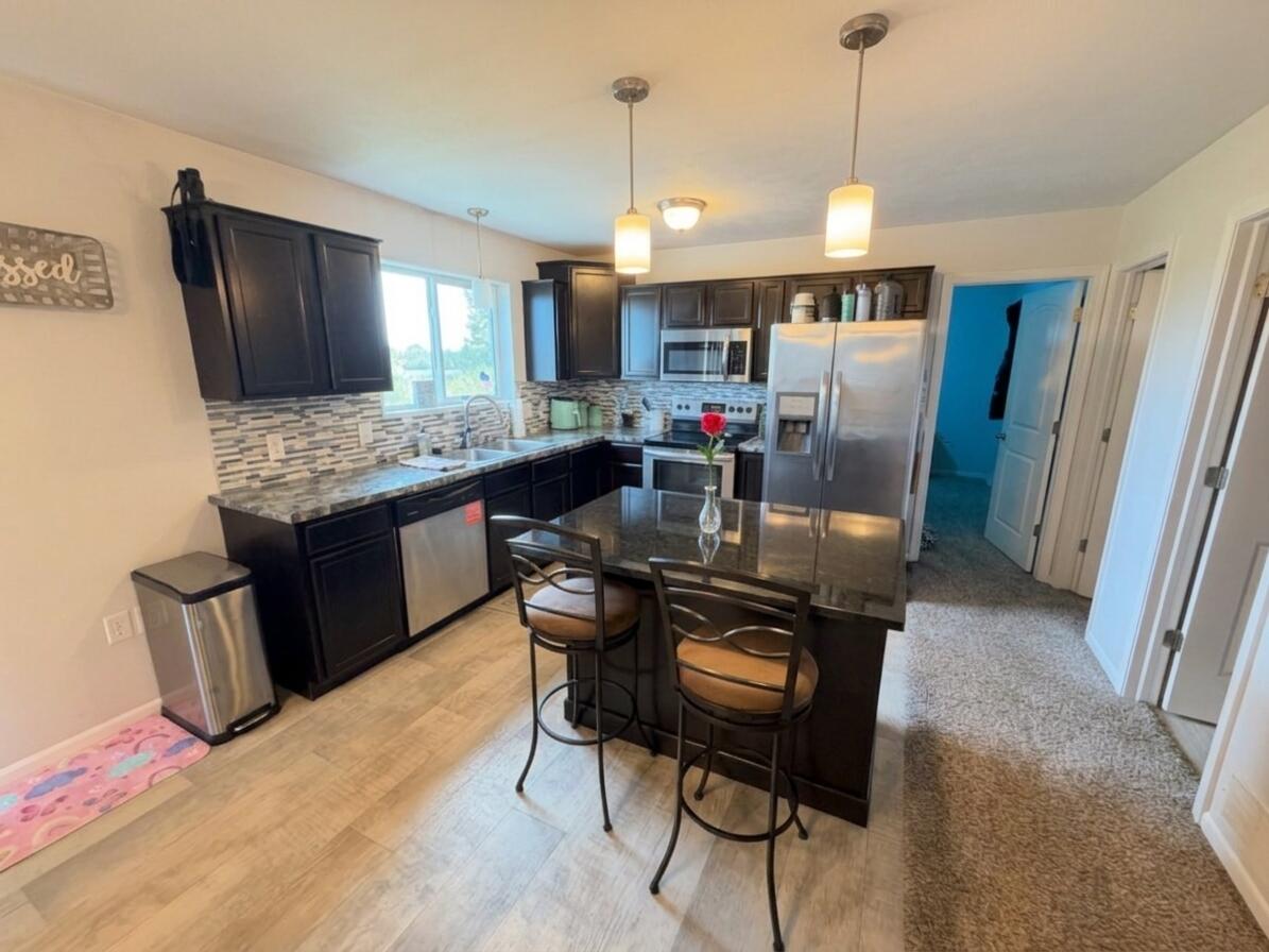 13330 S Marsh Way Property Photo 2