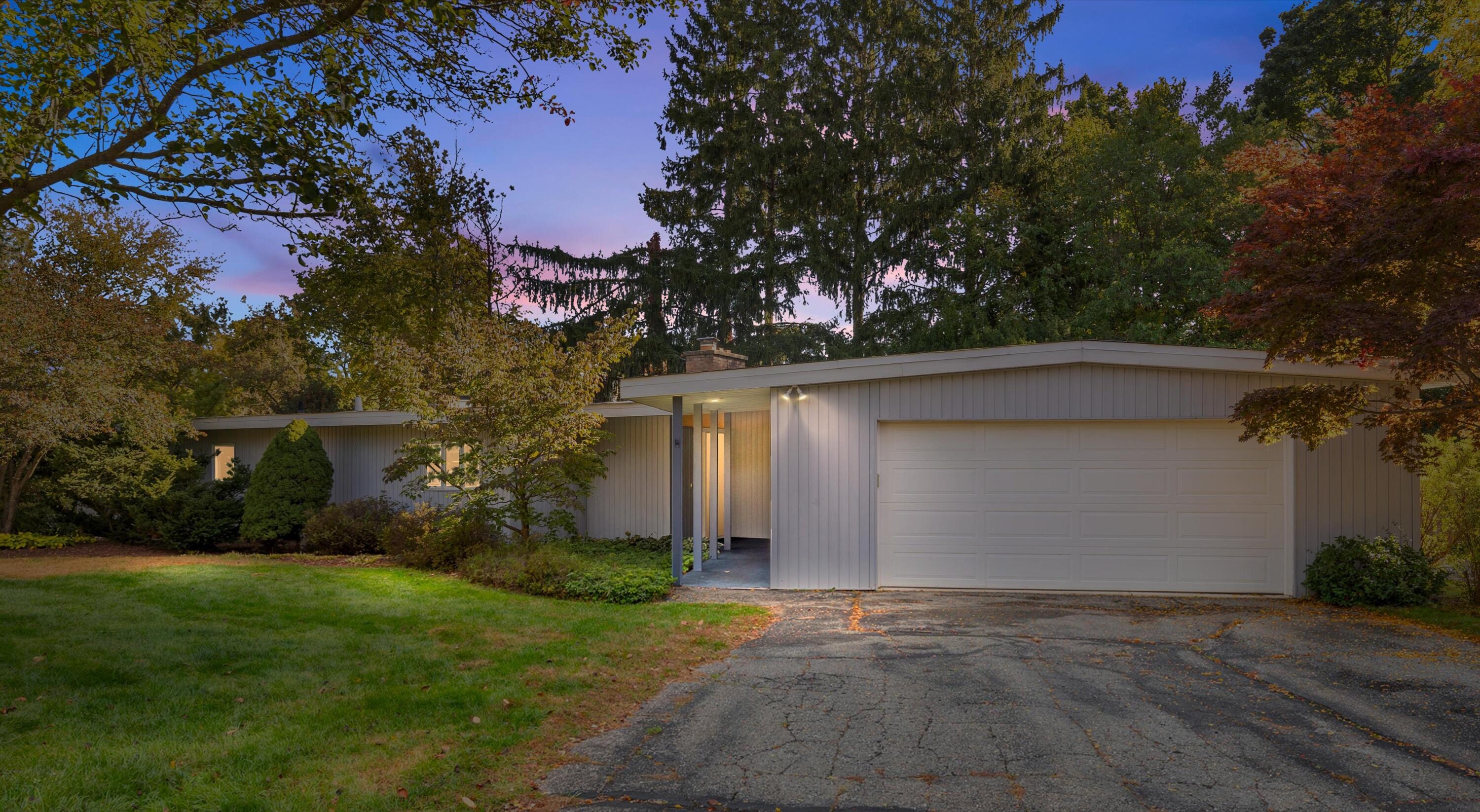 4 Heatheridge Avenue Property Photo 1