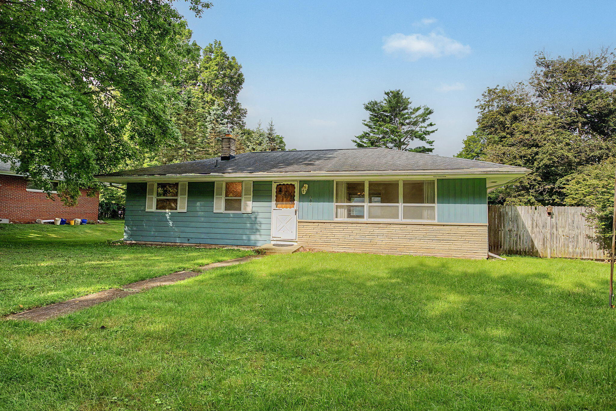 808 Jones Street Property Photo 1