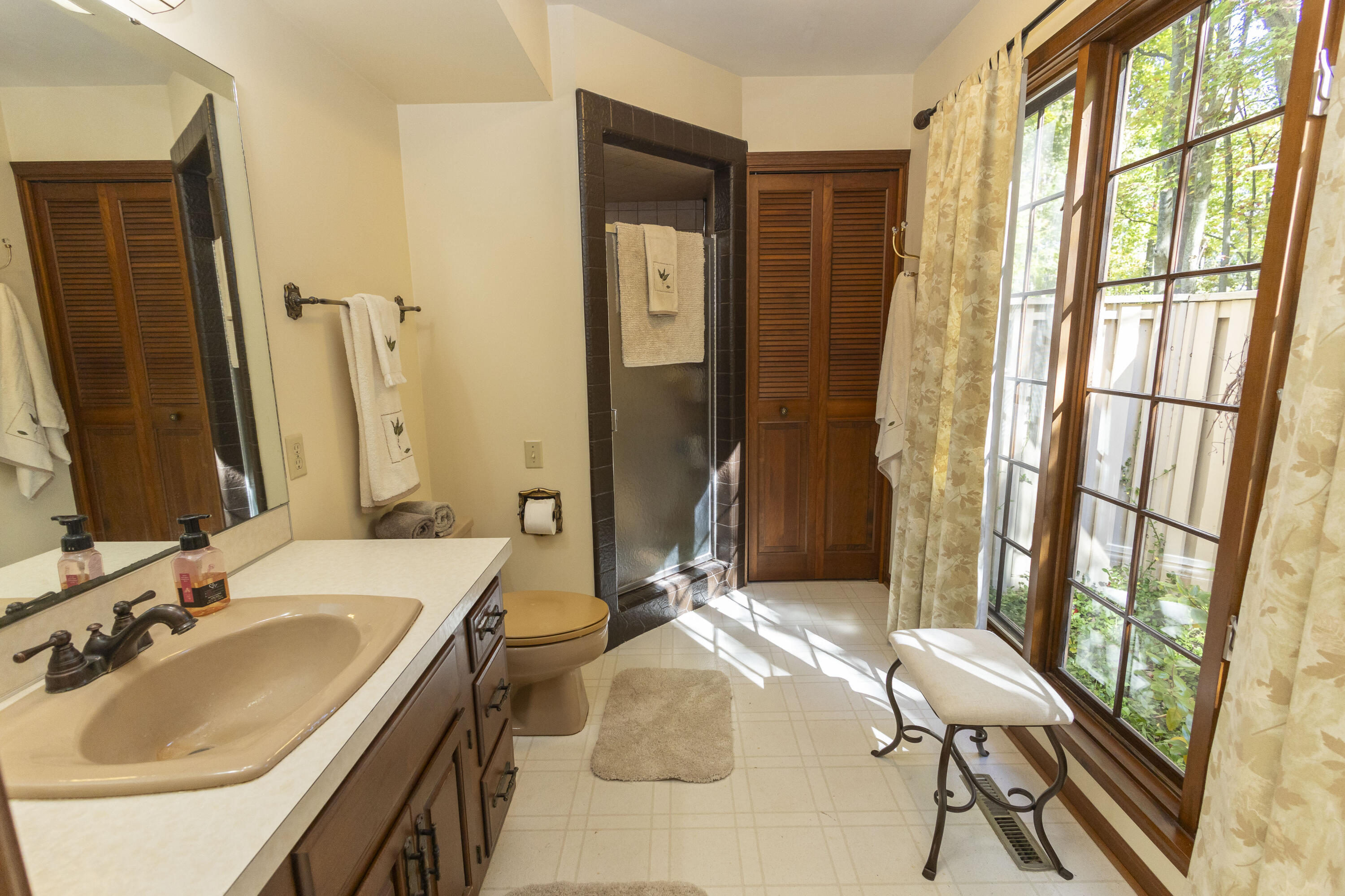 4825 Buttercup Lane Property Photo 40