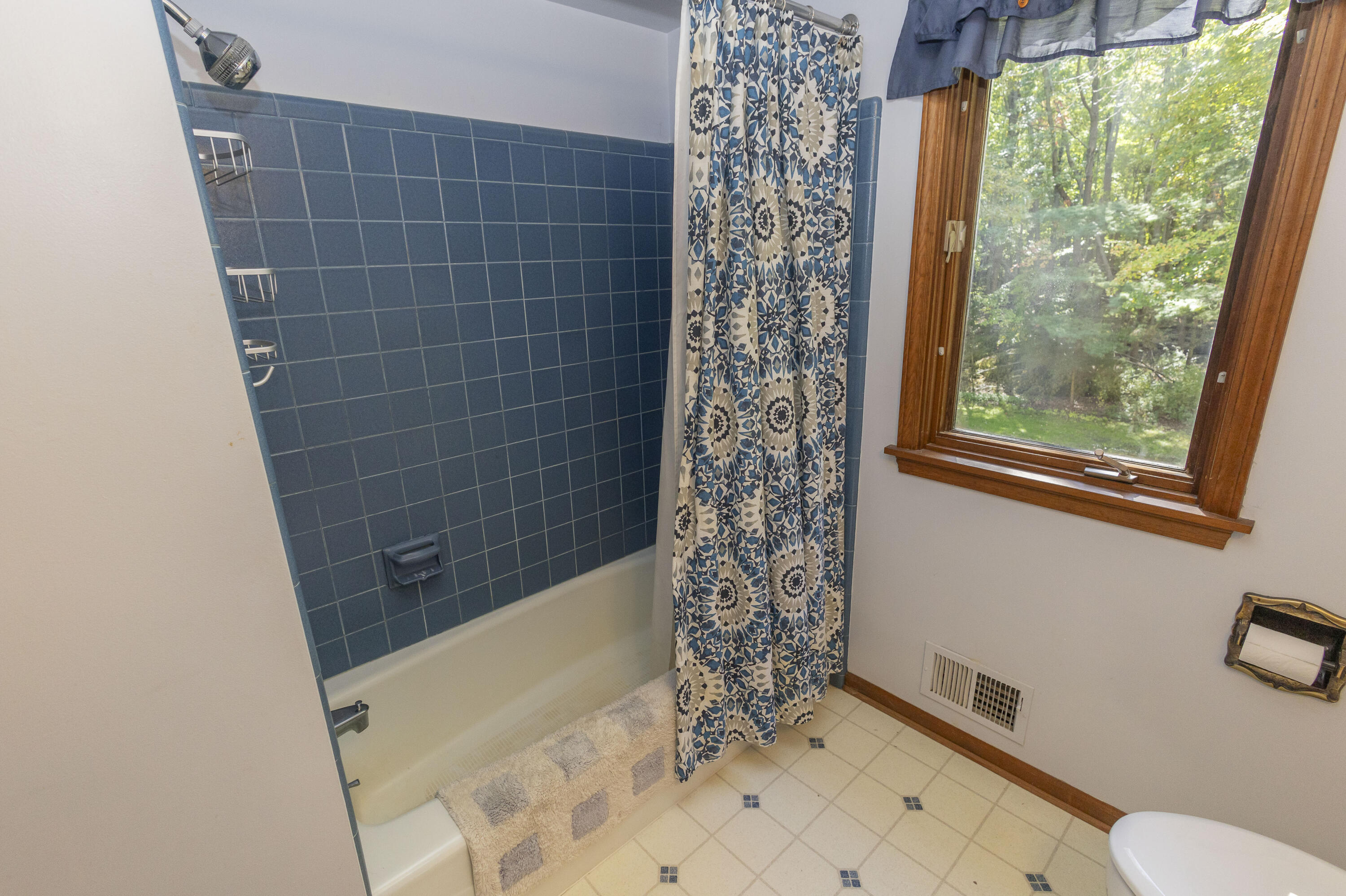 4825 Buttercup Lane Property Photo 73