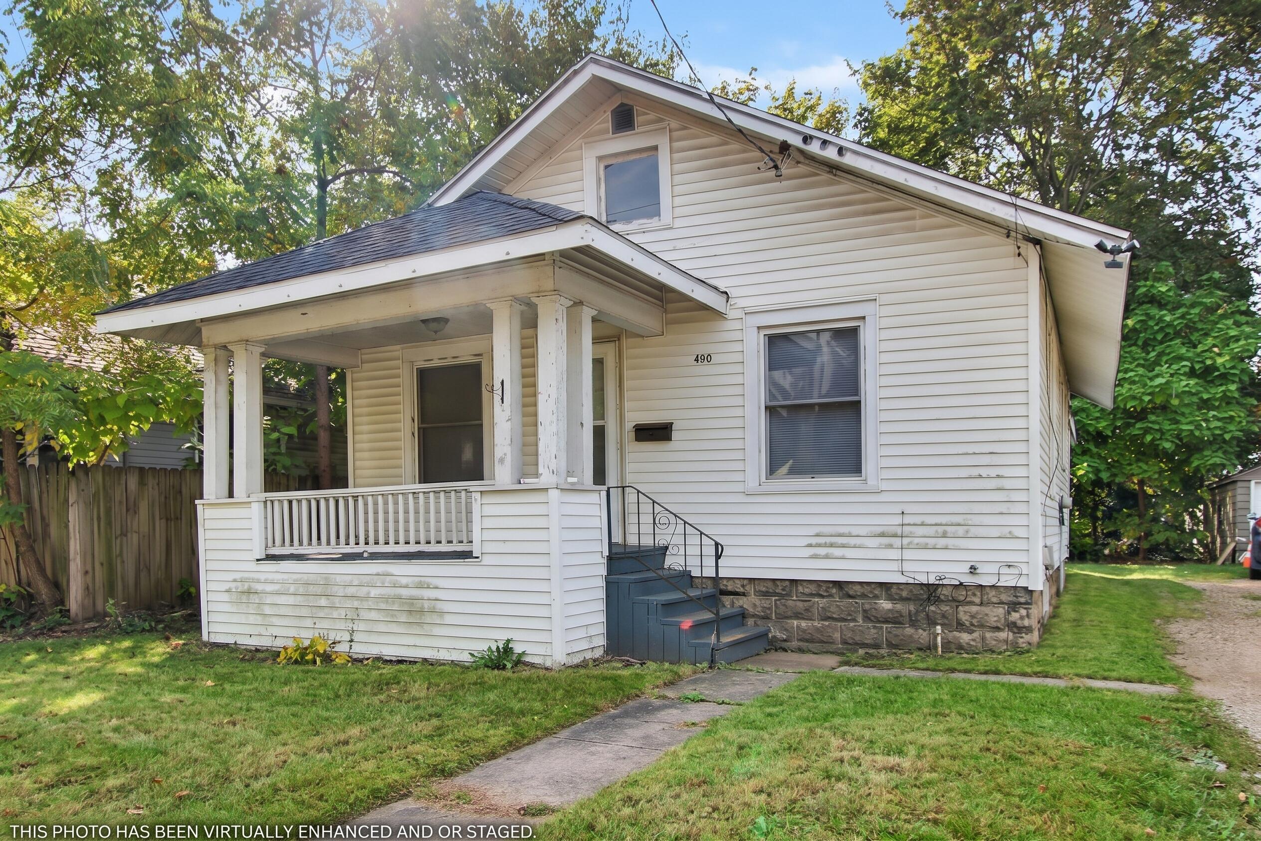 490 E Emmett Street E Property Photo 1