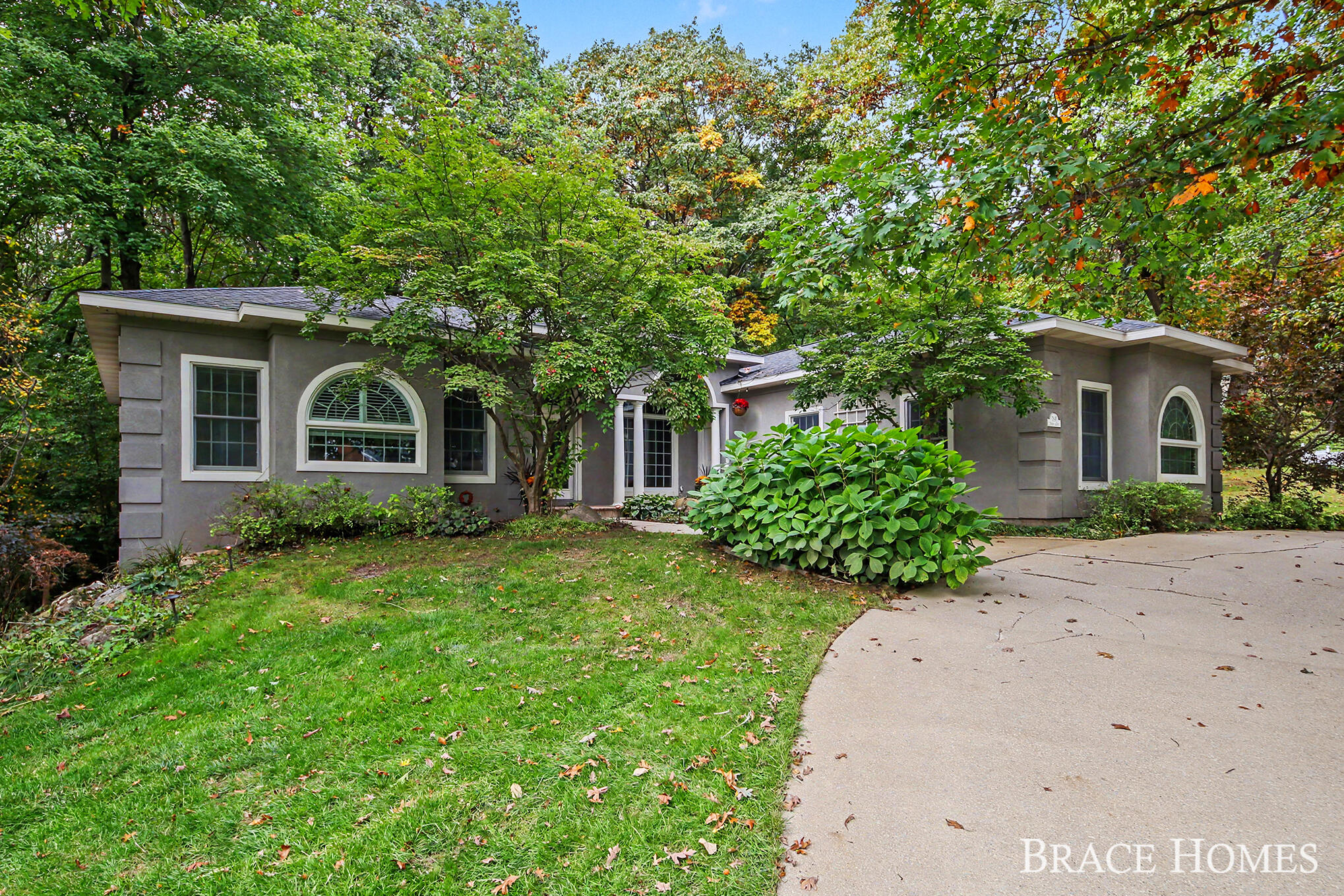 7997 Therese Court Se Property Photo 1