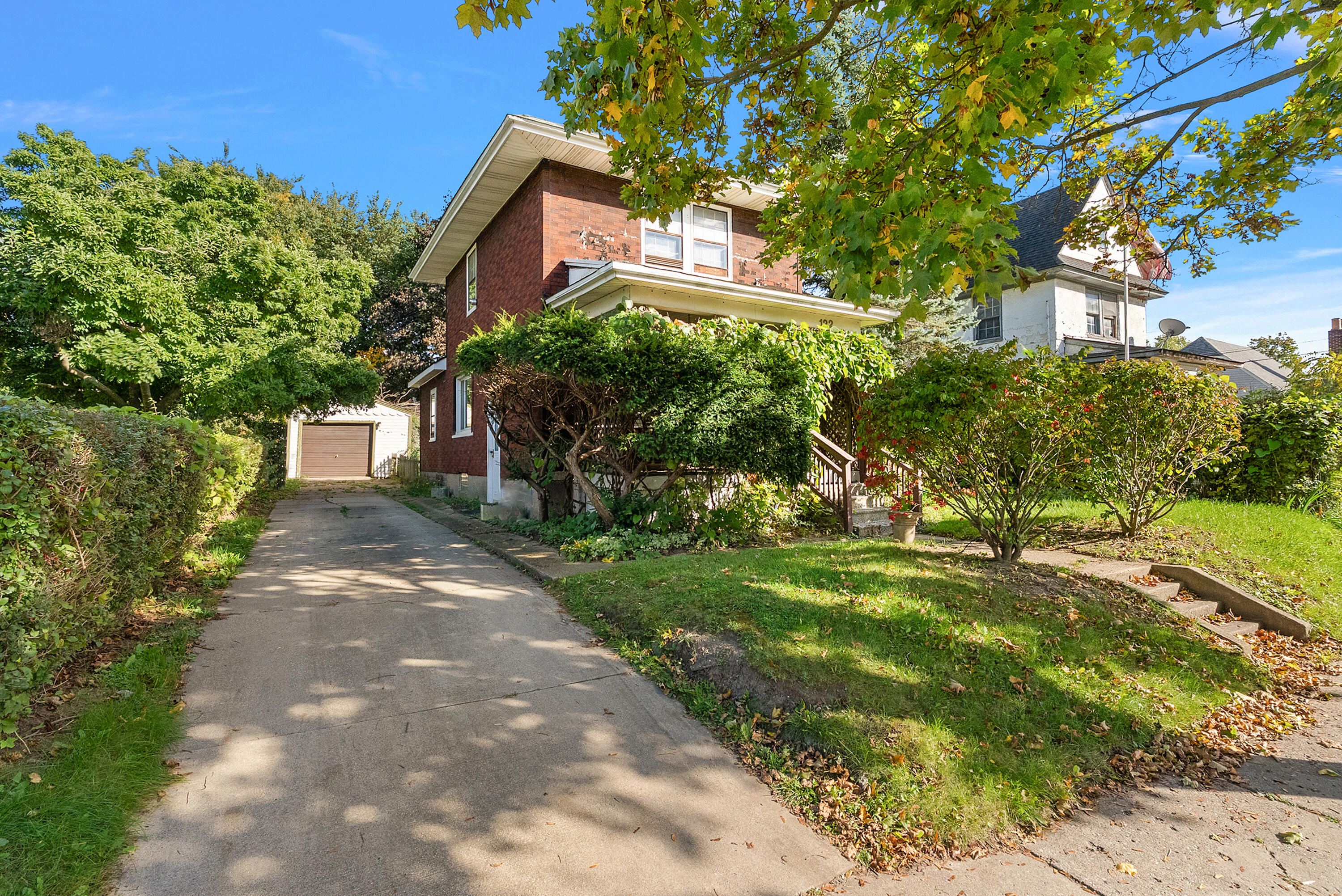 122 N Glenwood Avenue Property Photo 1