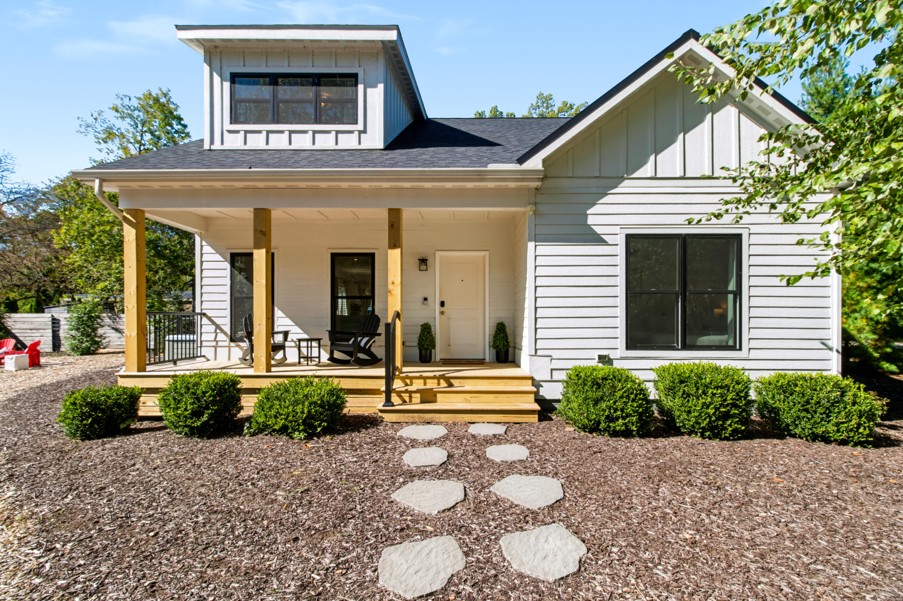 16325 Stones Throw Lane Property Photo 1