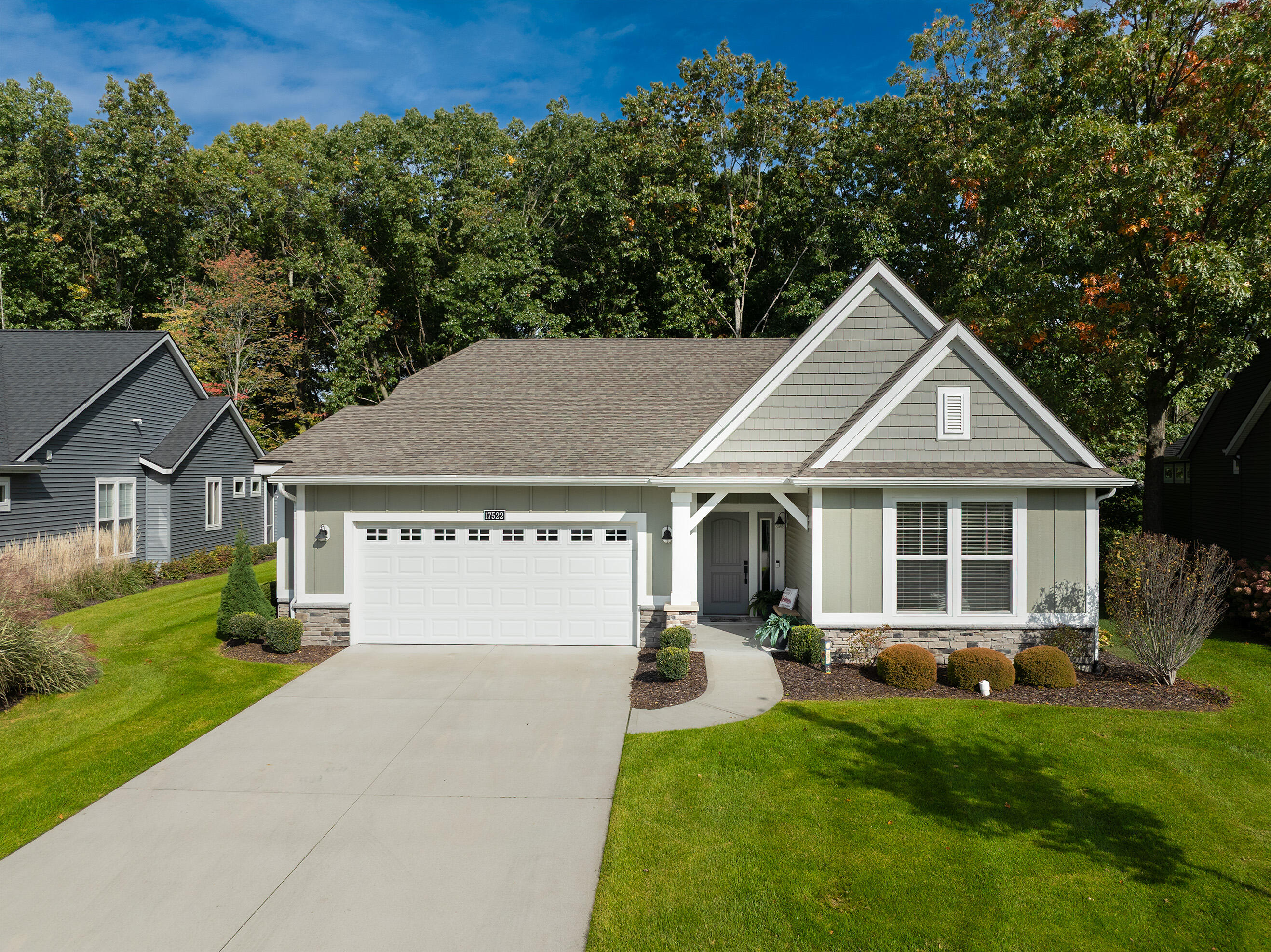 17522 Shinnecock Drive Property Photo 1