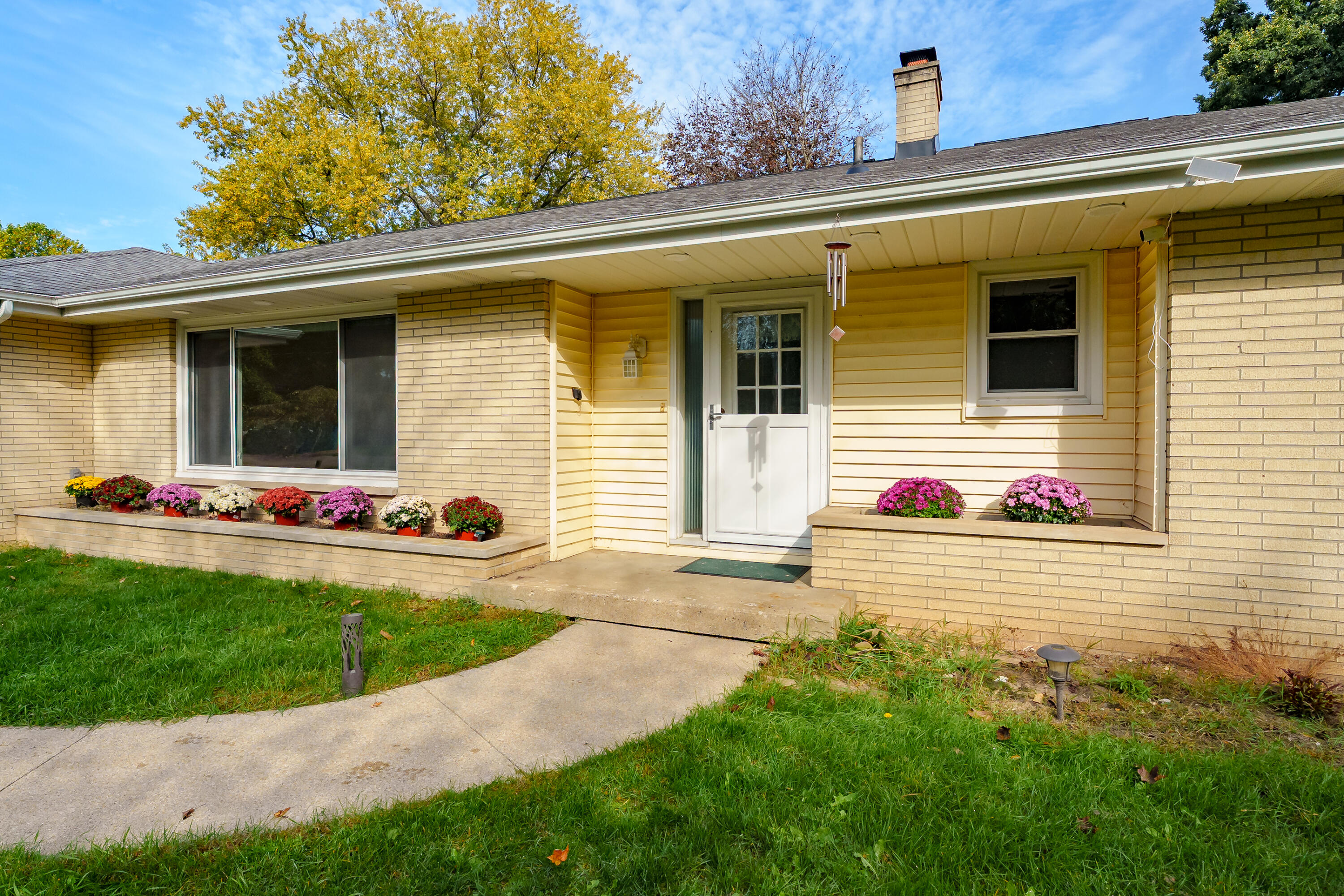 4516 Starlite Avenue Property Photo 1