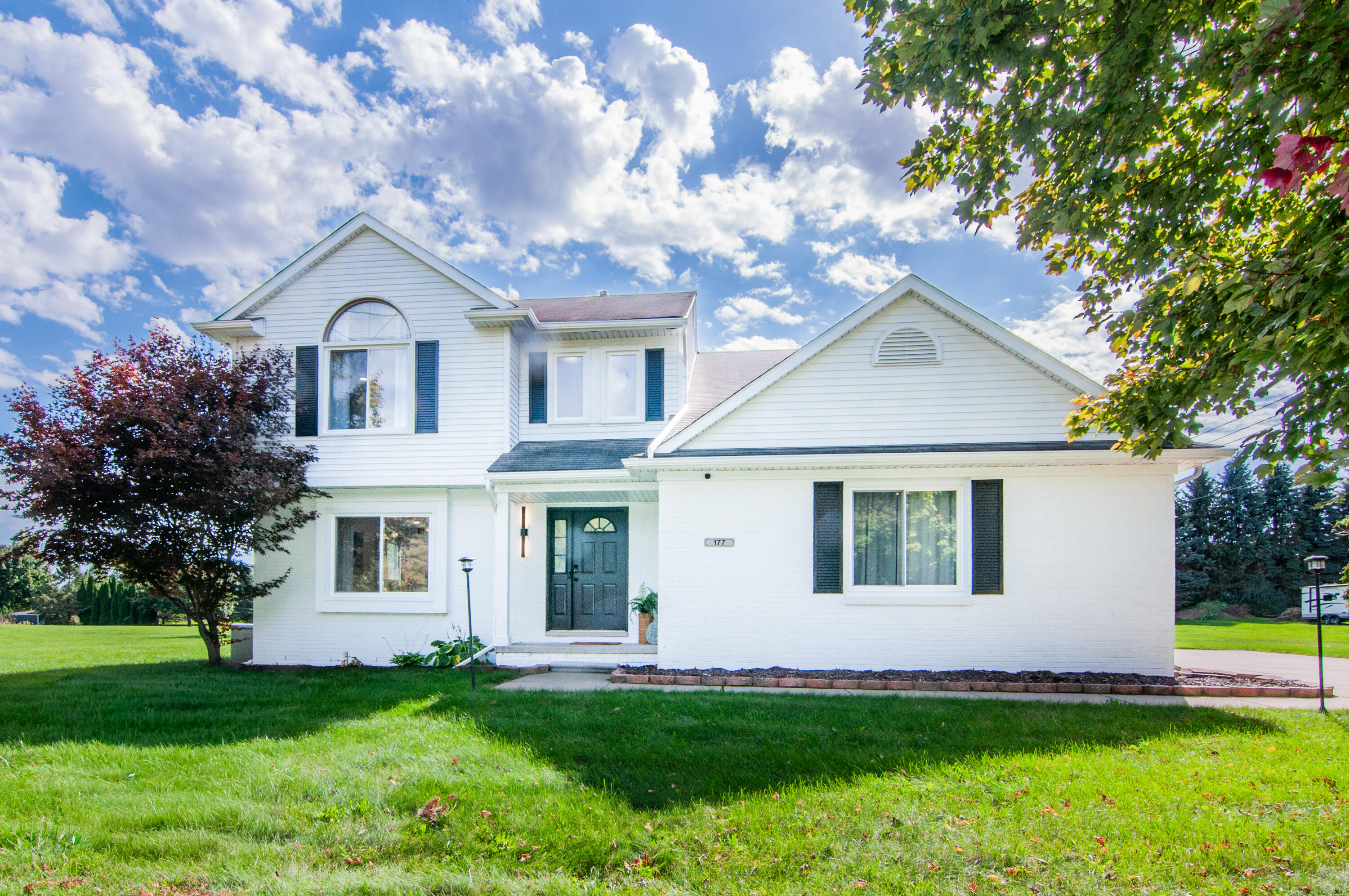 177 W Willis Road Property Photo 1