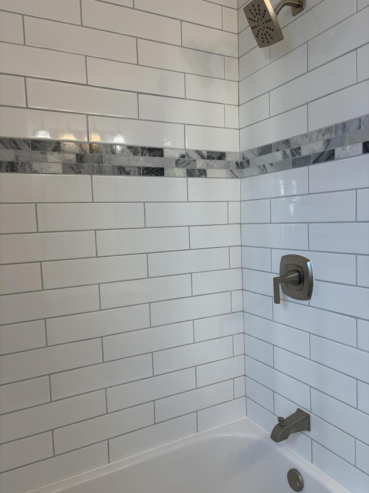 1111 Merritt Street Se Property Photo 17