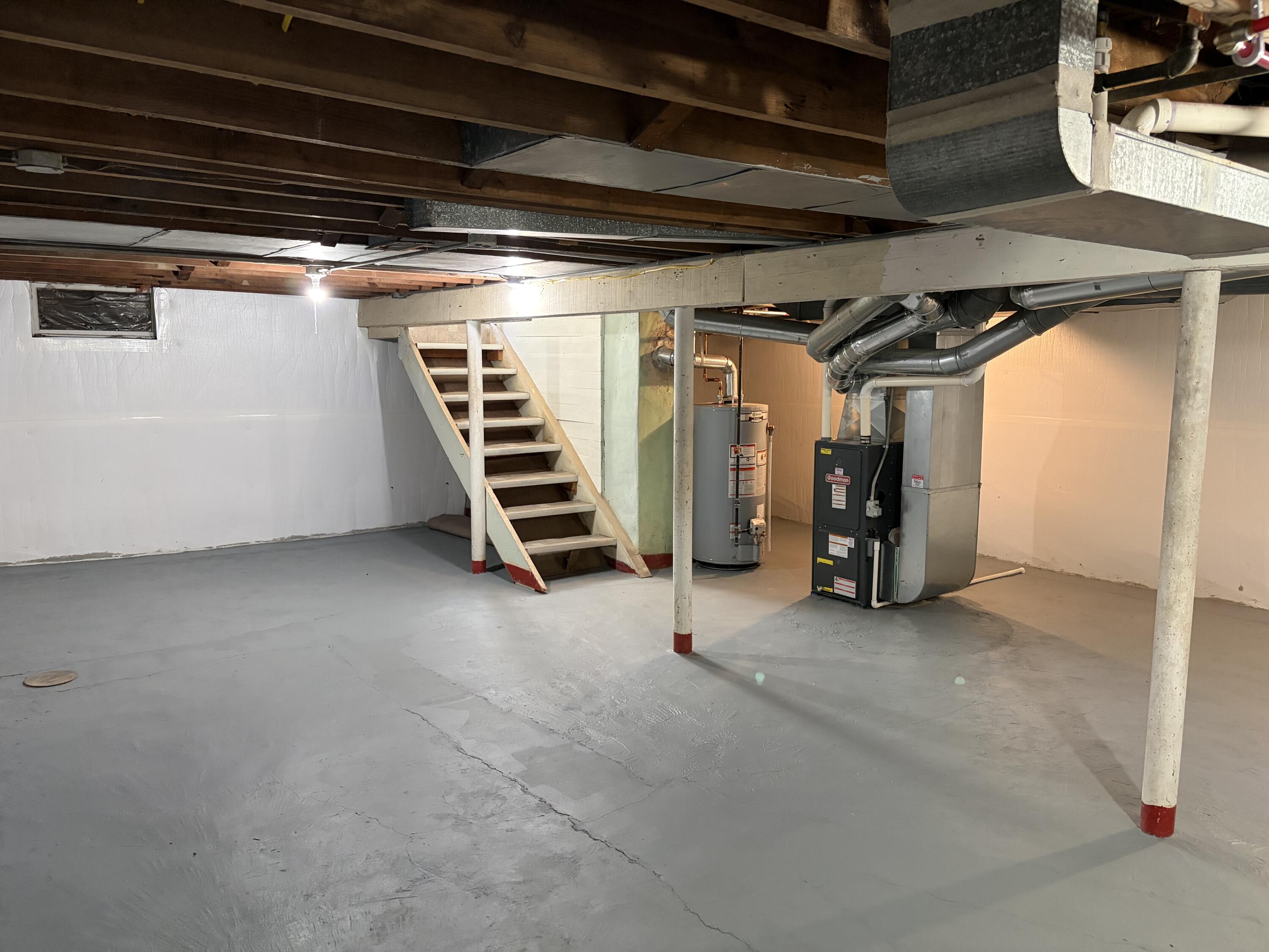 1111 Merritt Street Se Property Photo 24