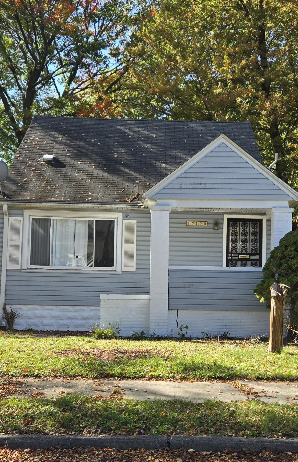 17275 Nw Braile Street Nw Property Photo 1
