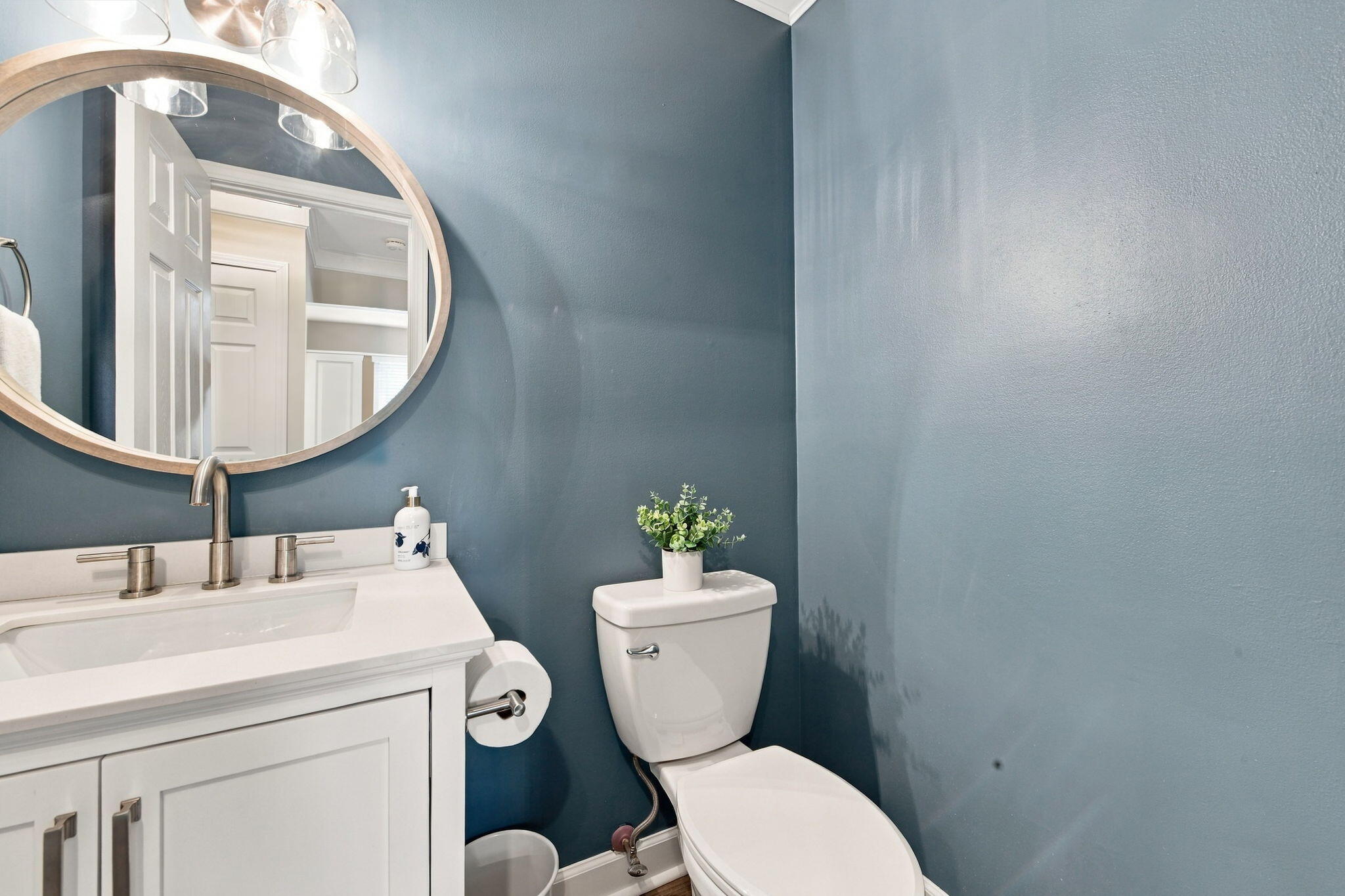 44223 Richmond Court Property Photo 18