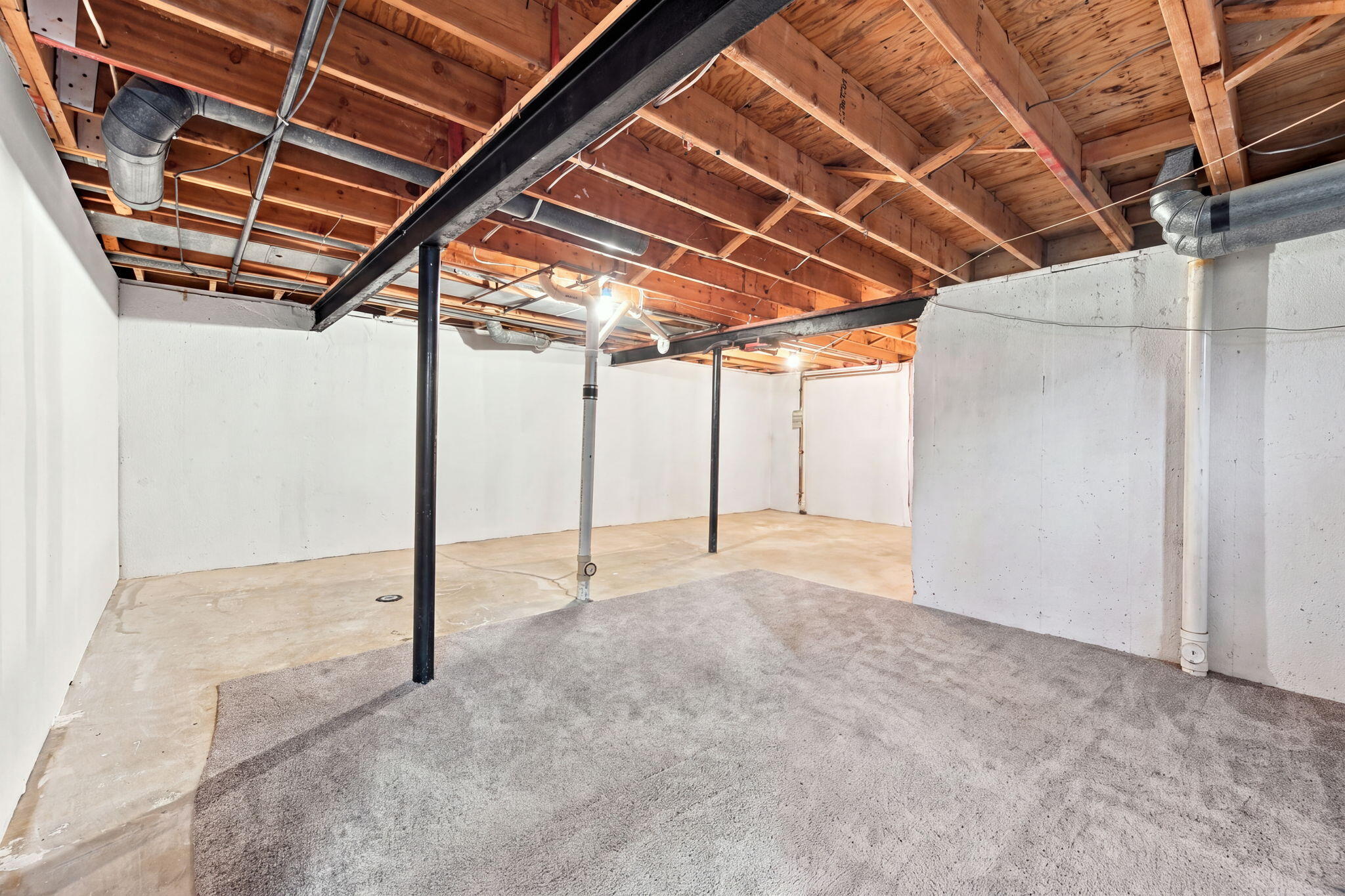44223 Richmond Court Property Photo 29