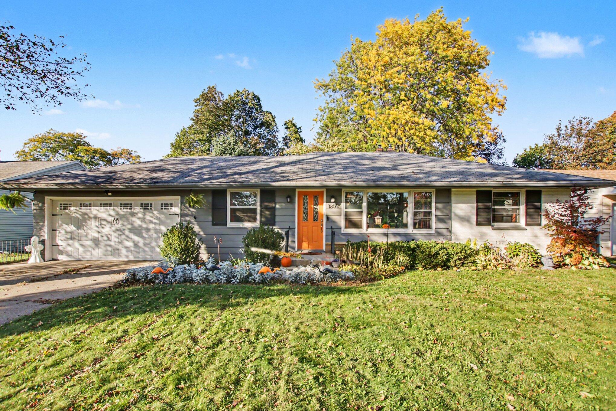 1805 Nottingham Avenue Property Photo 1