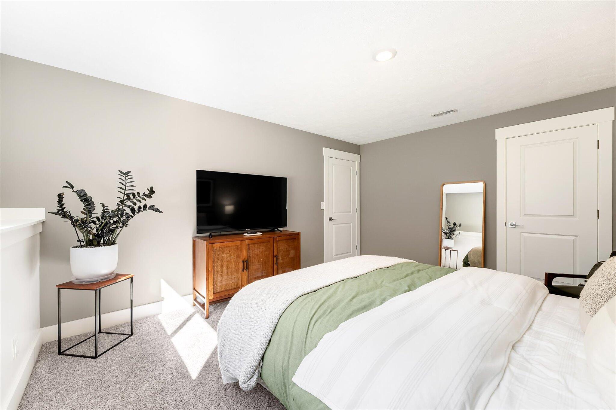4741 Harbor View Drive Se Property Photo 49