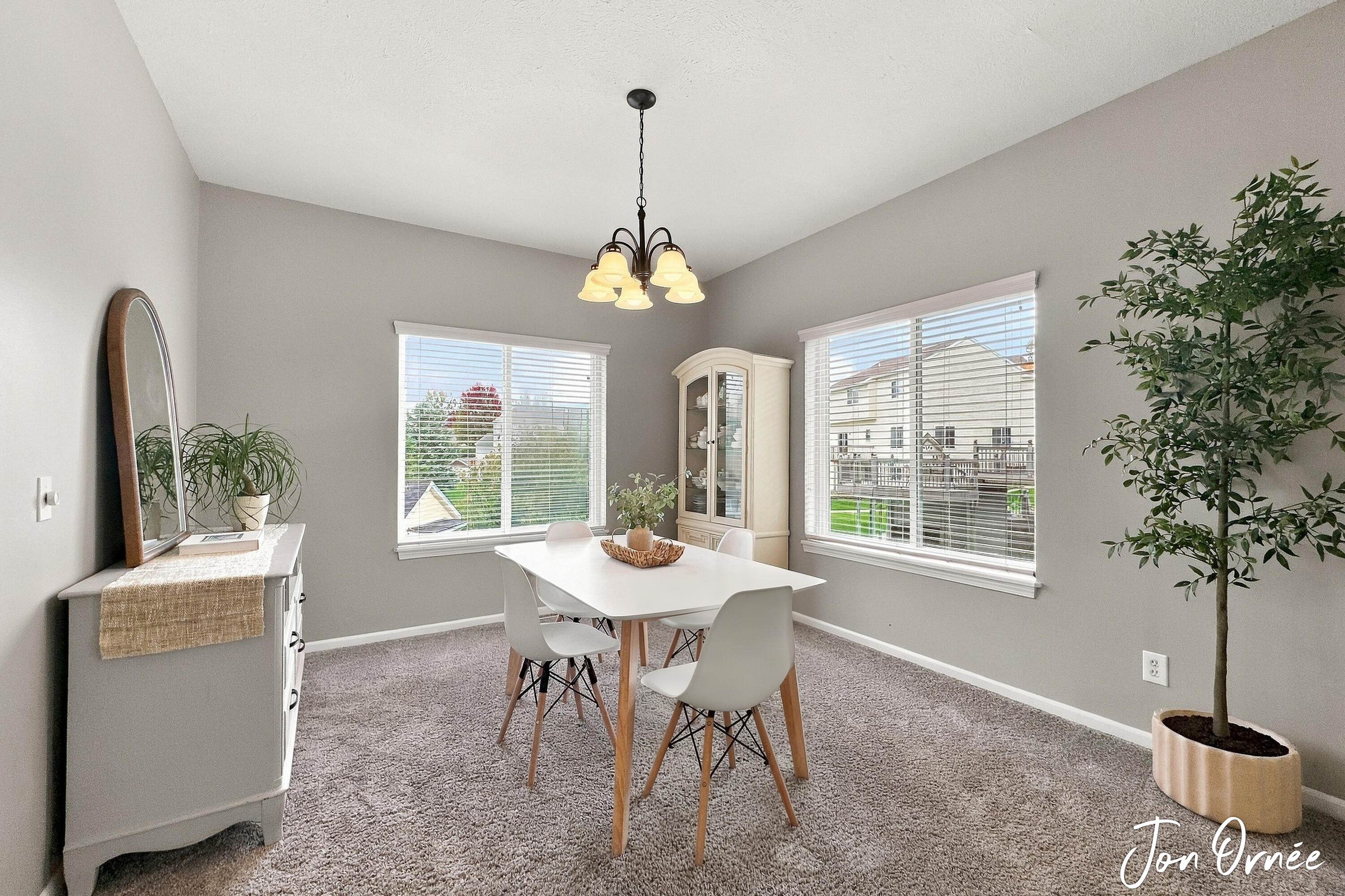 8621 Sun Park Drive Property Photo 13