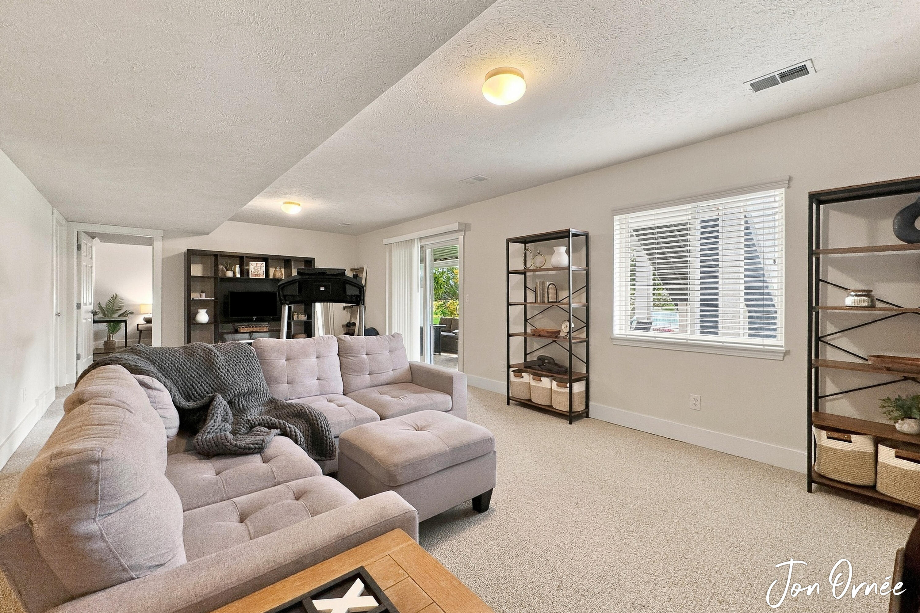 8621 Sun Park Drive Property Photo 38