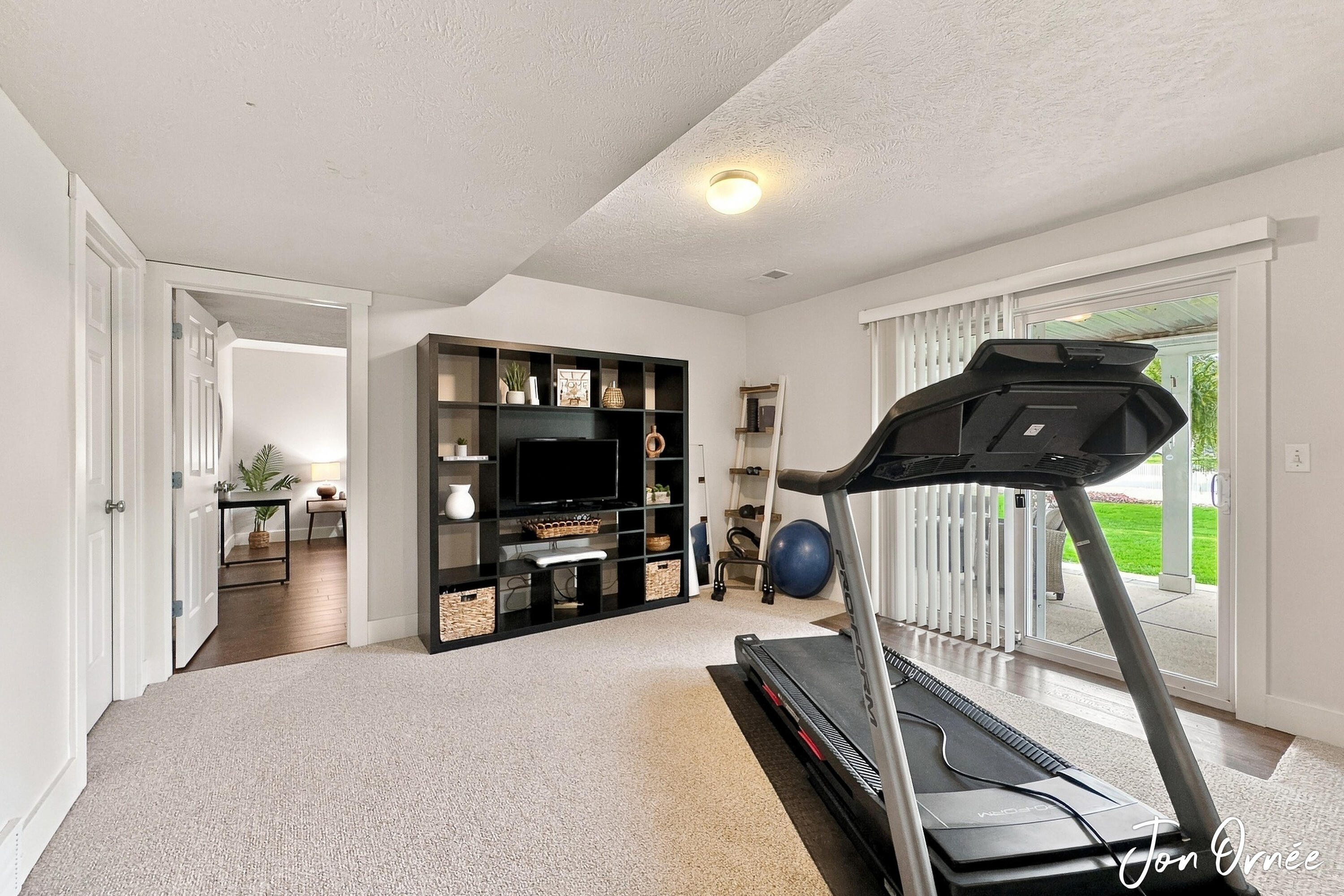 8621 Sun Park Drive Property Photo 40