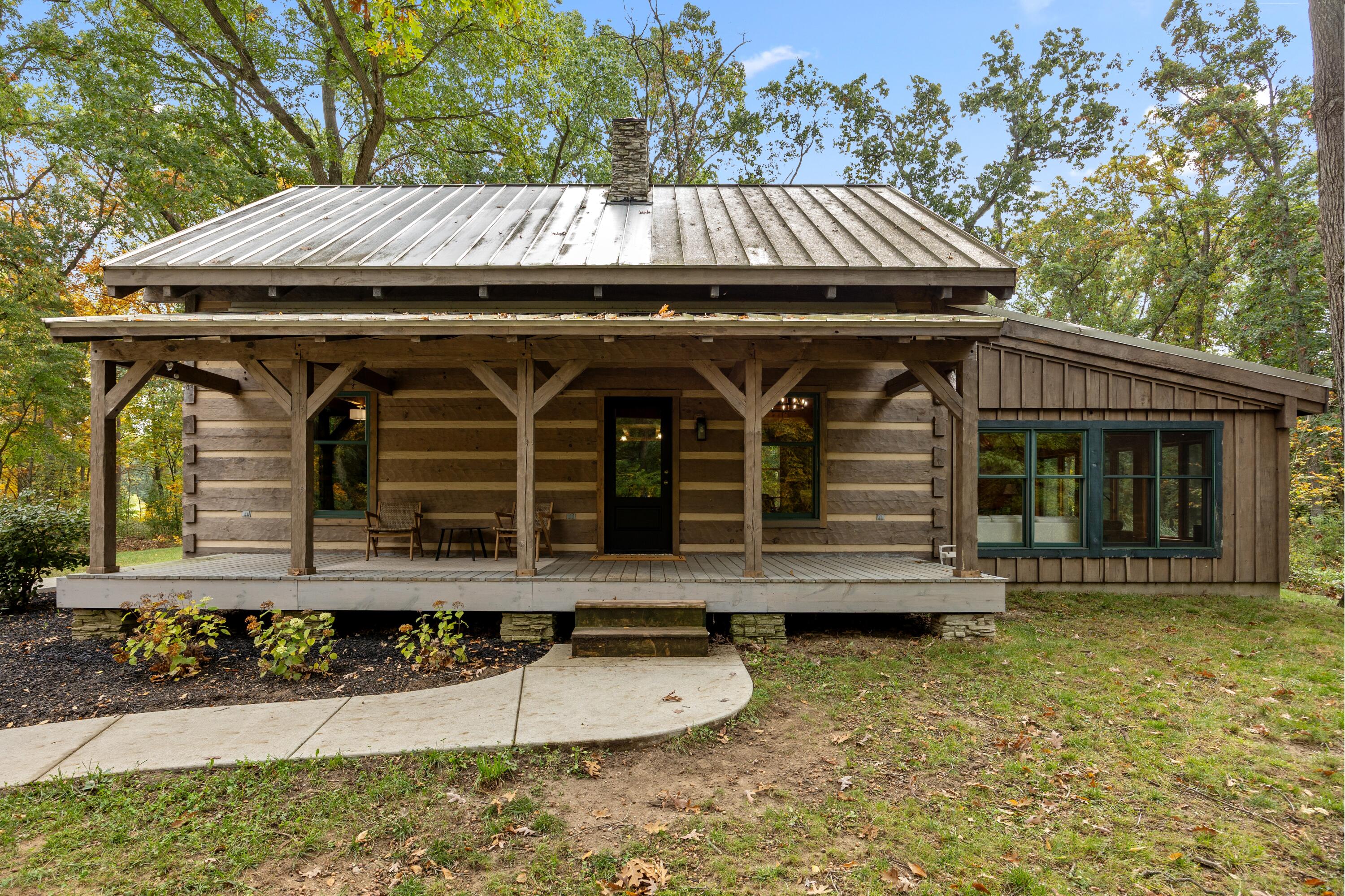 3235 2nd Street Property Photo 1