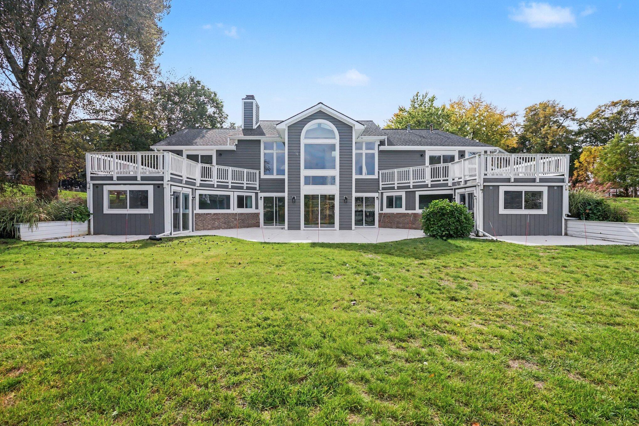 760 Bridgeview Bay Drive Property Photo 1