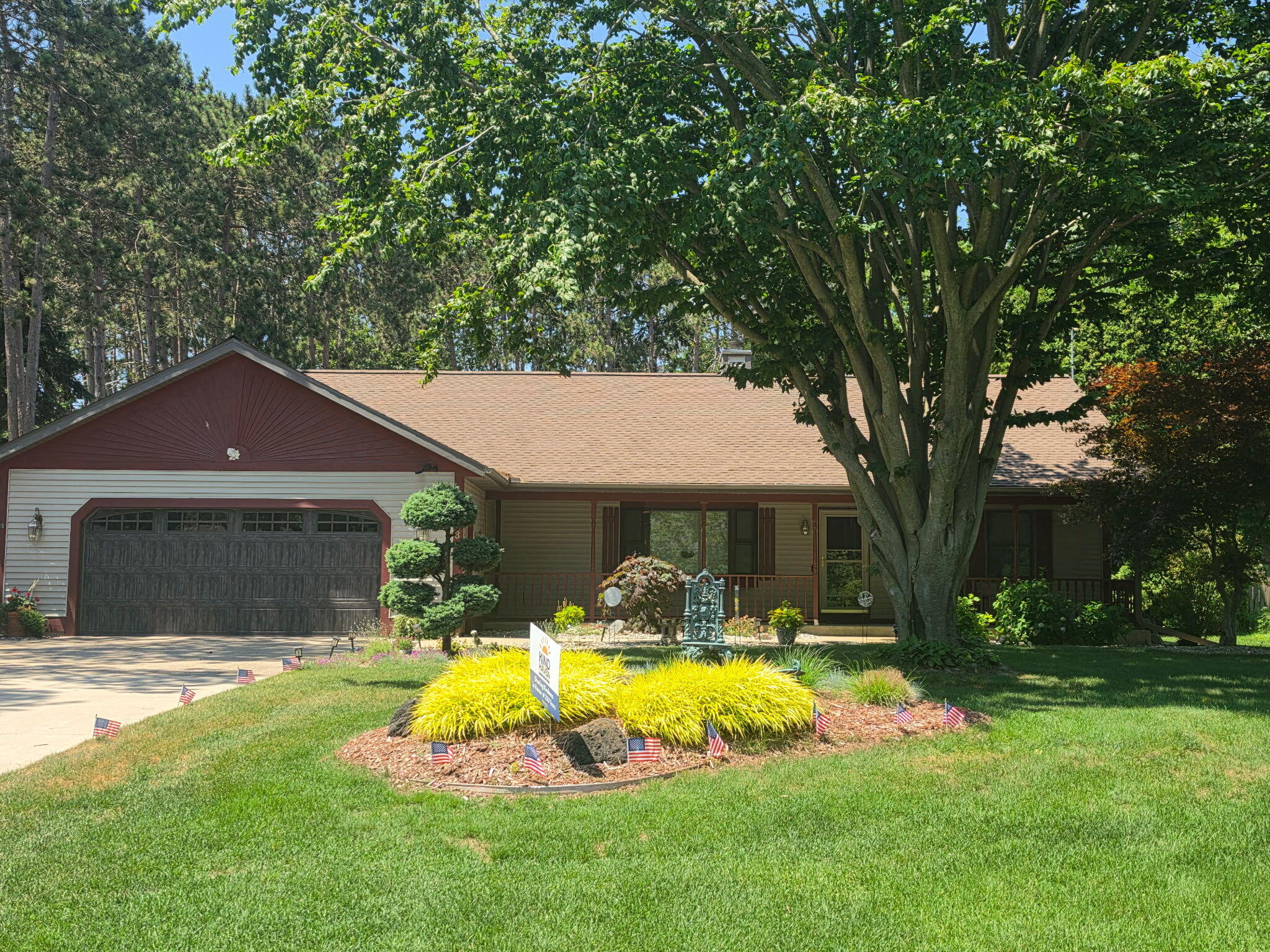 12087 Sandy Woods Drive Property Photo 1
