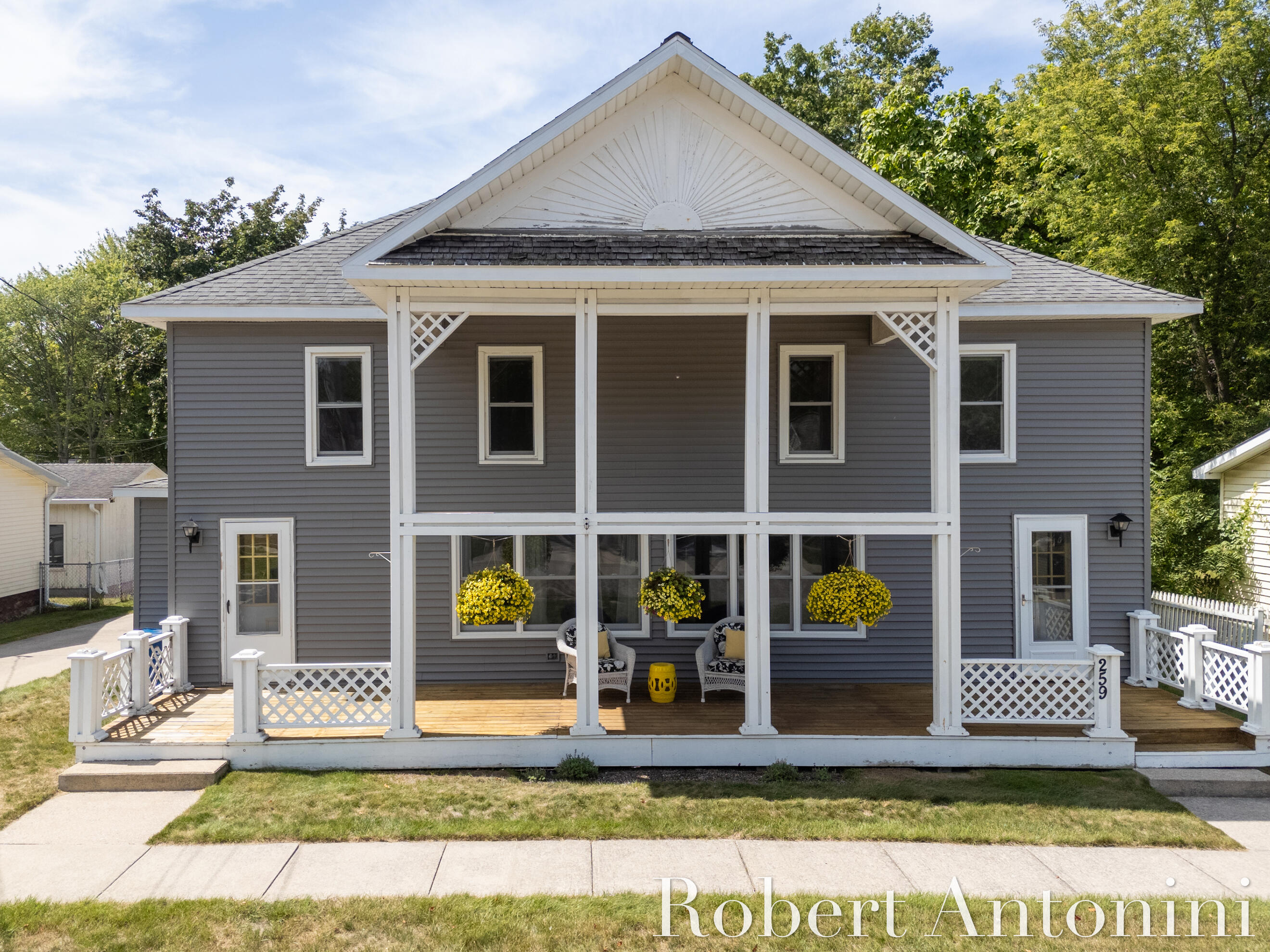 259 S Wythe Street Property Photo 1