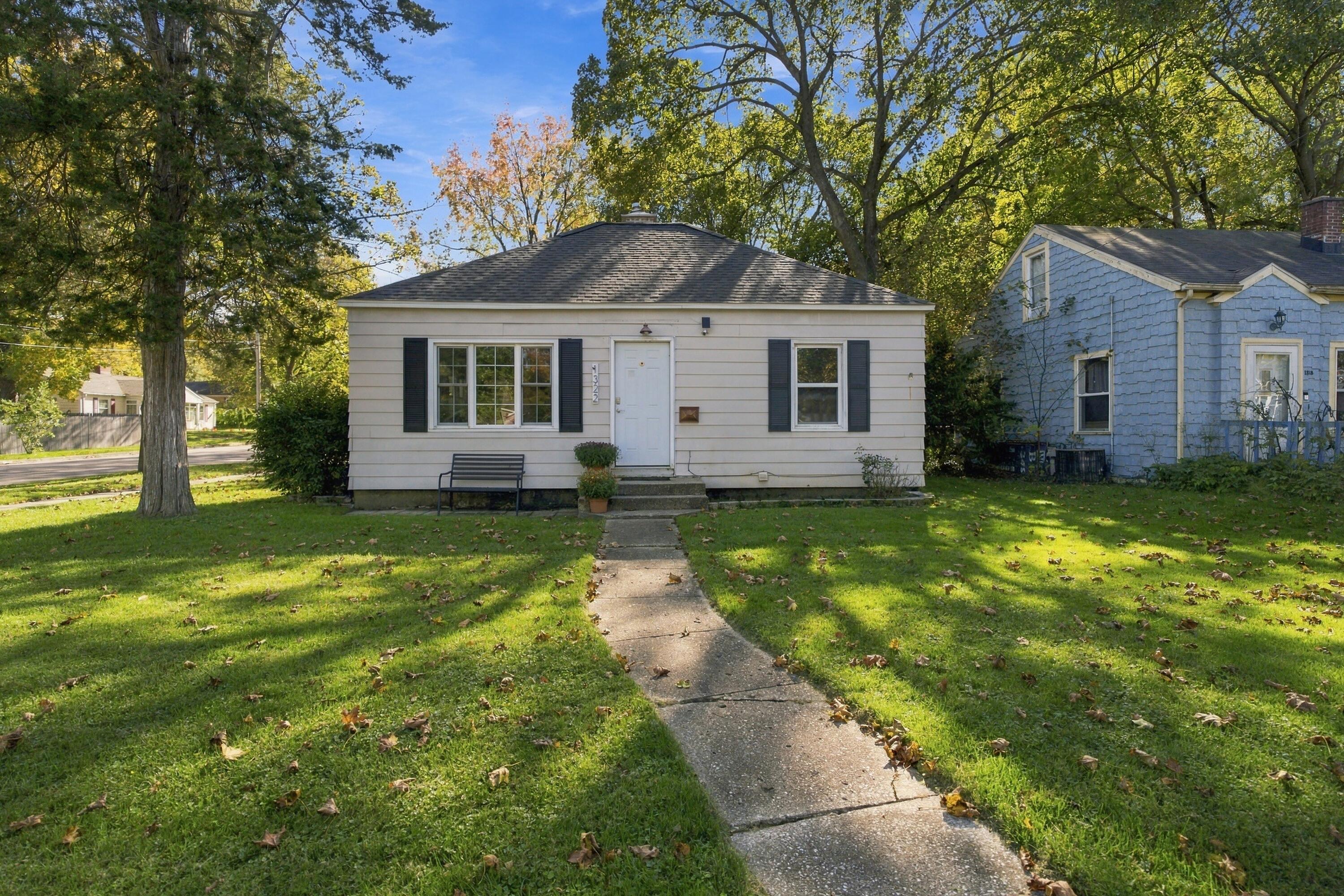 1322 Palmer Avenue Property Photo 1
