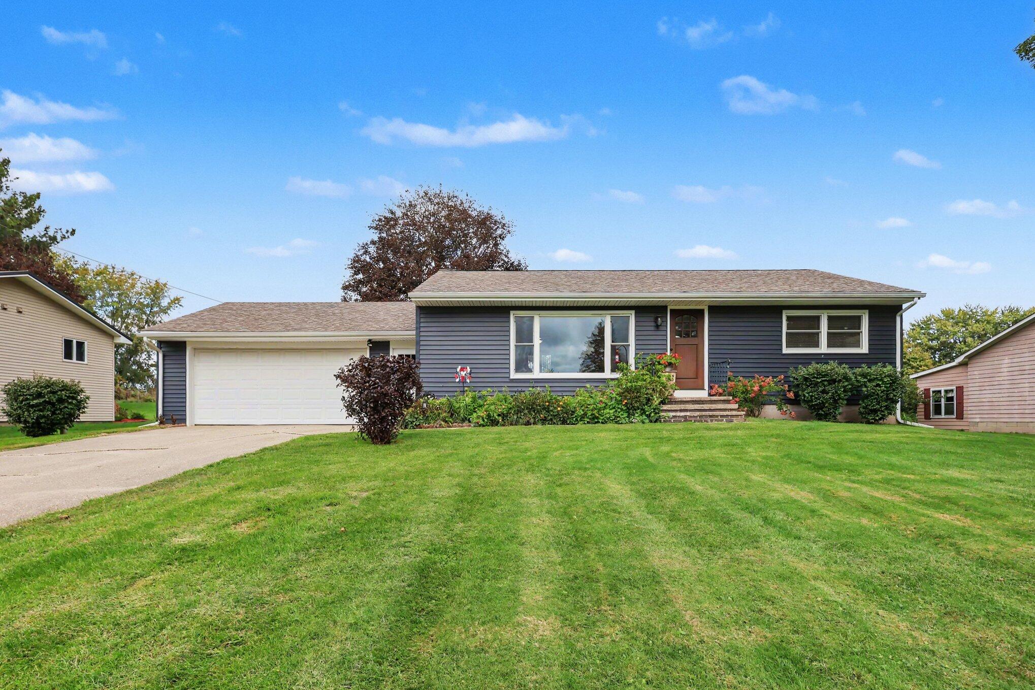 56690 Orchard Lane Property Photo 1